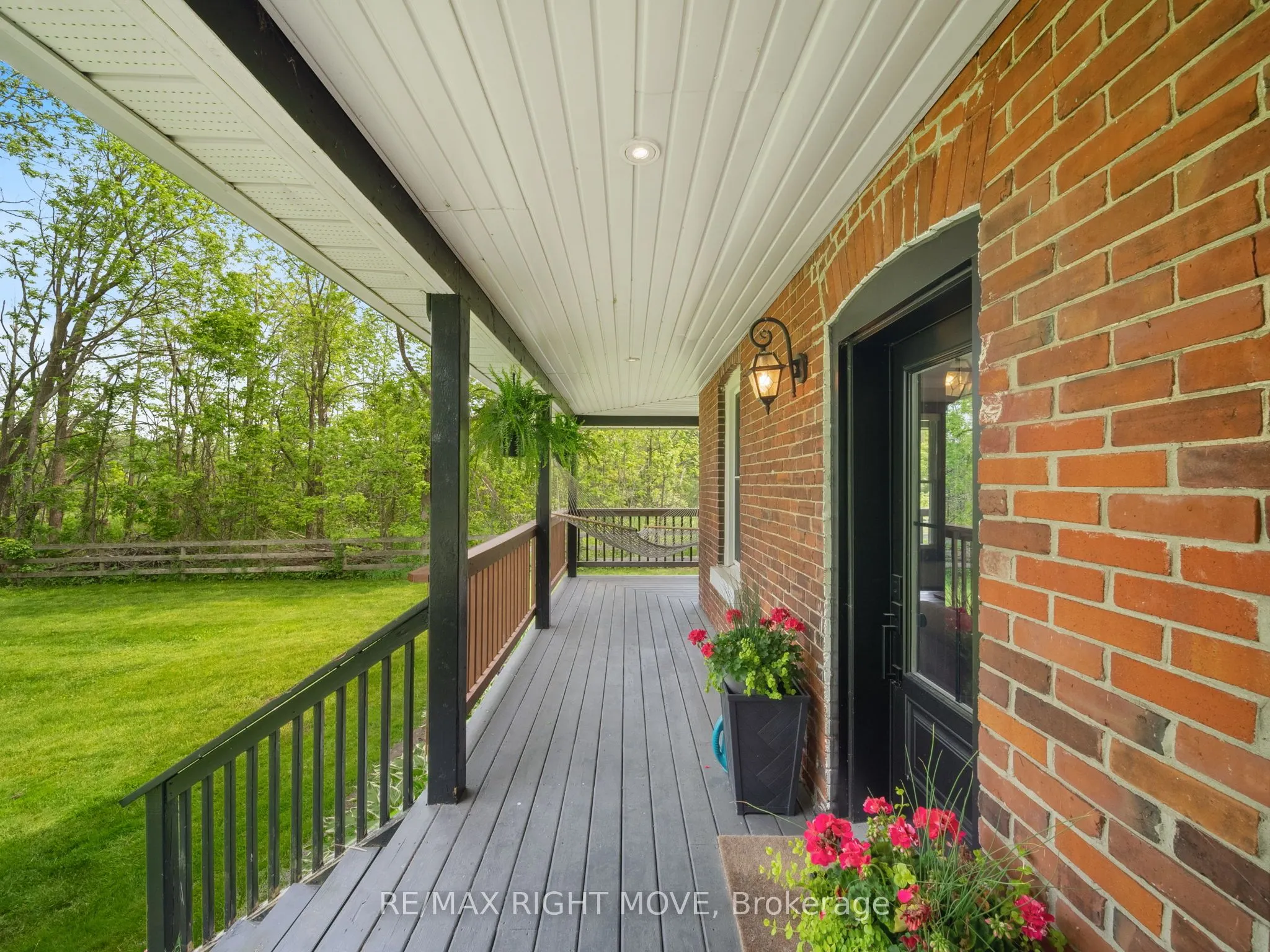 3062 Townline Rr5 Townline
