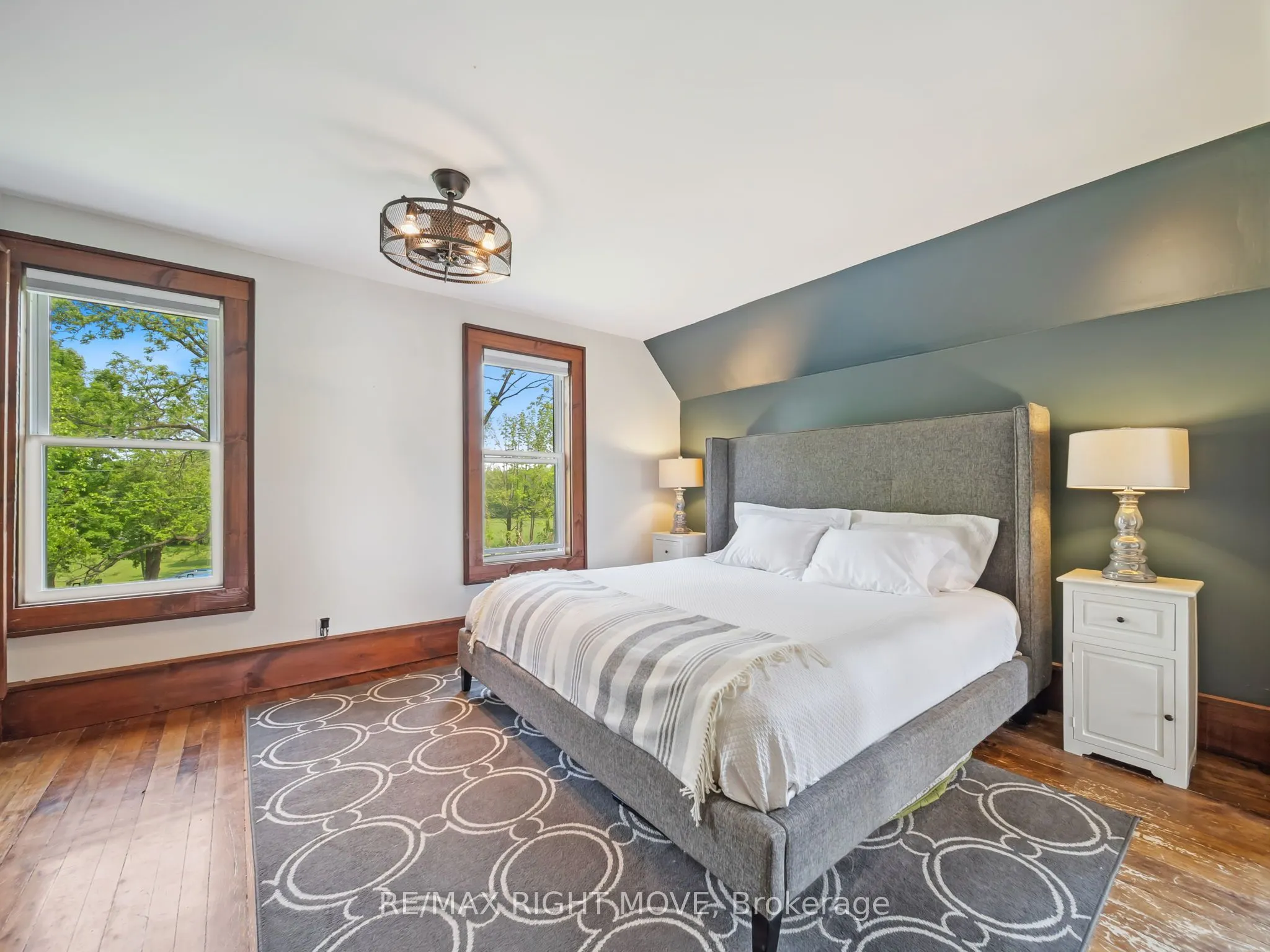 3062 Townline Rr5 Townline