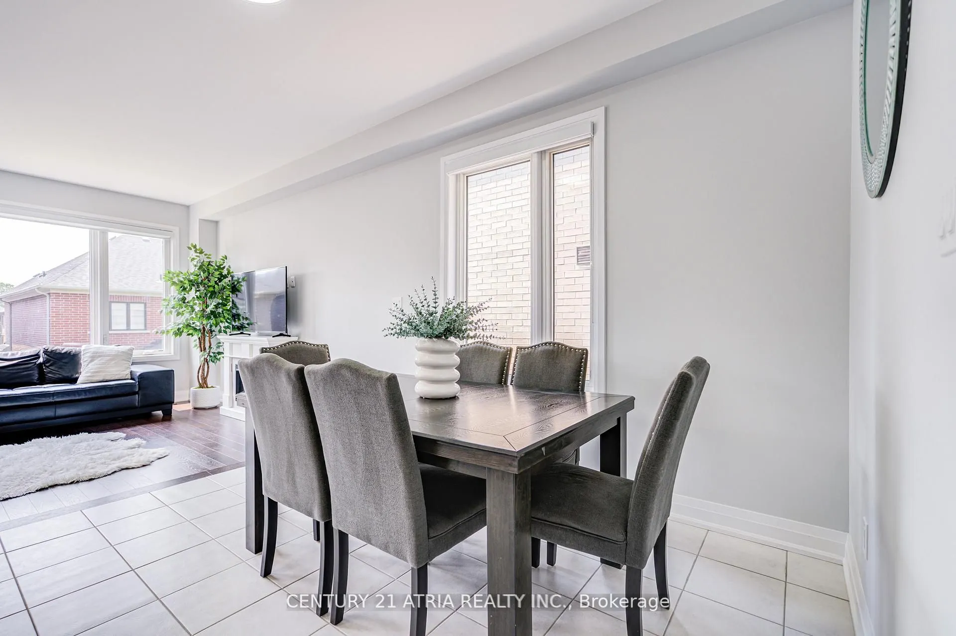 18 Sweet Cicely Street