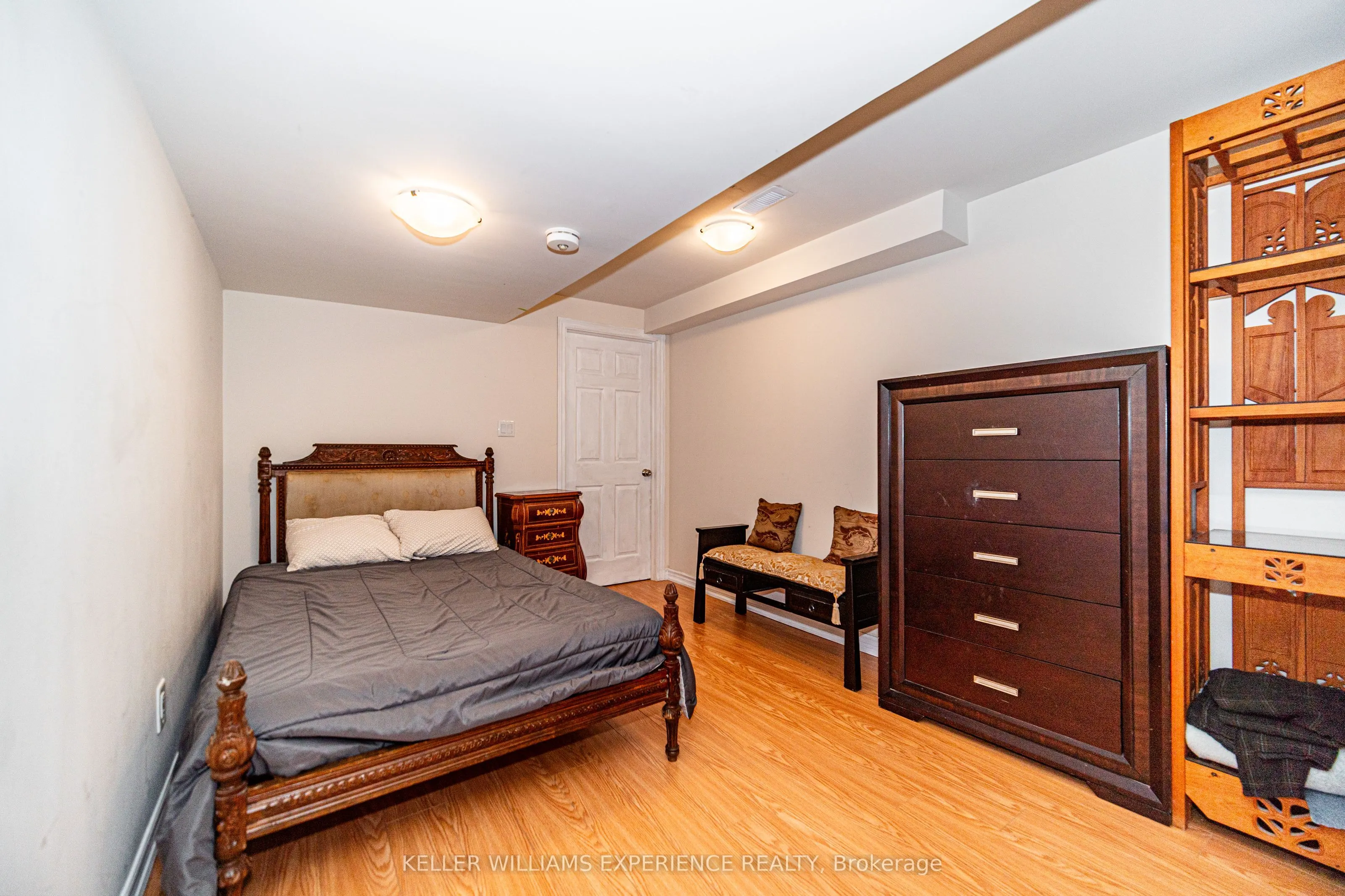 61 Riverwalk Place