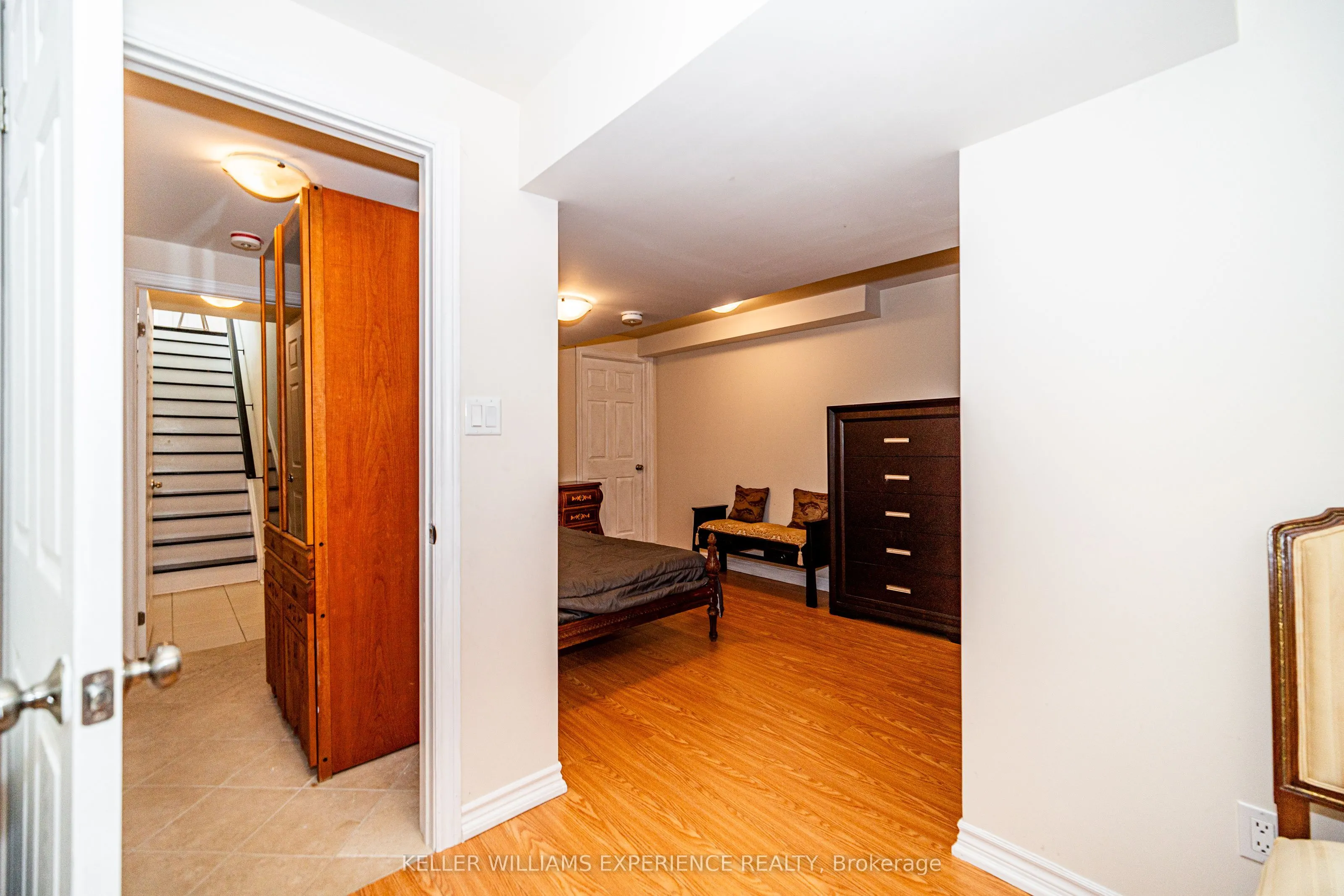61 Riverwalk Place