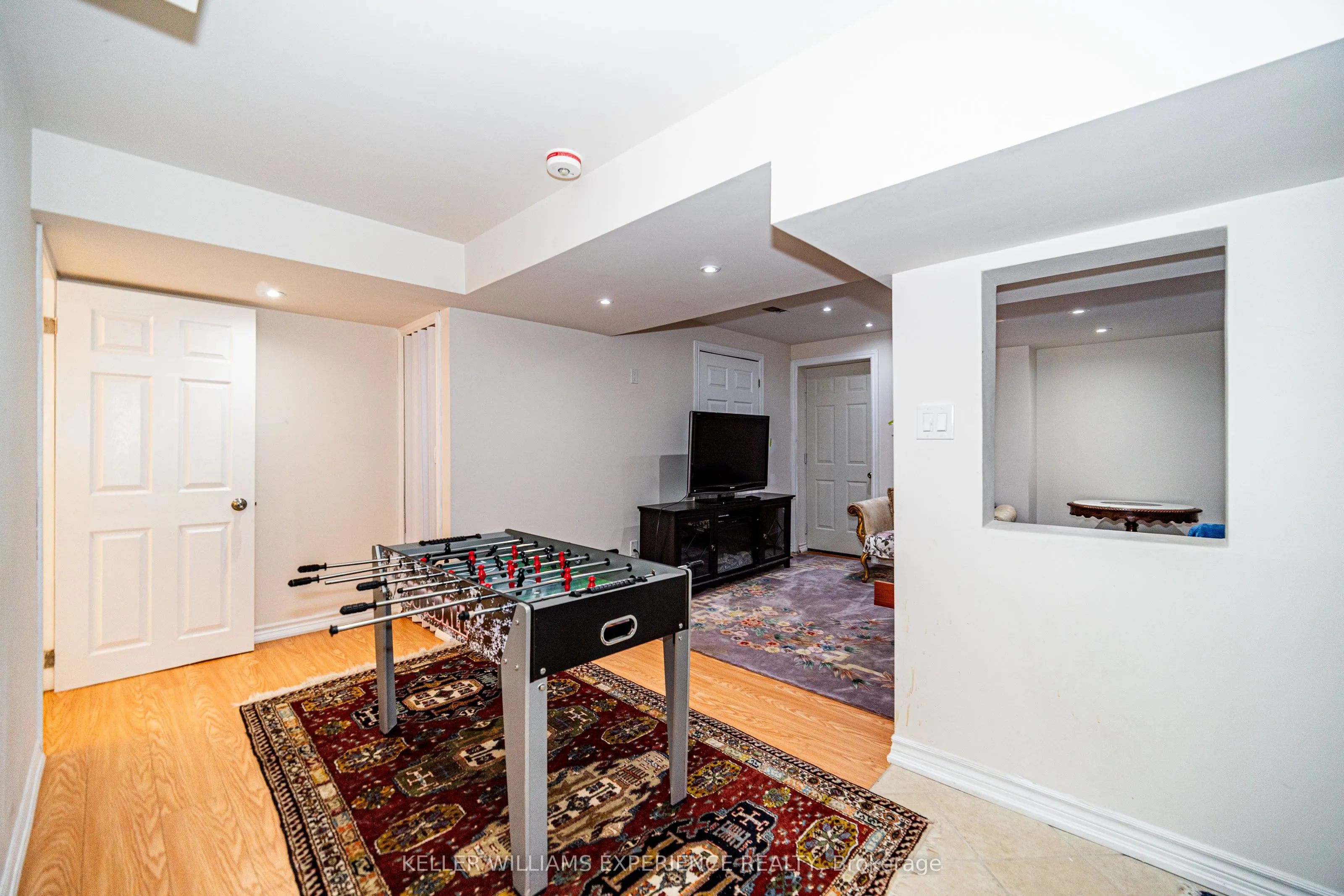 61 Riverwalk Place