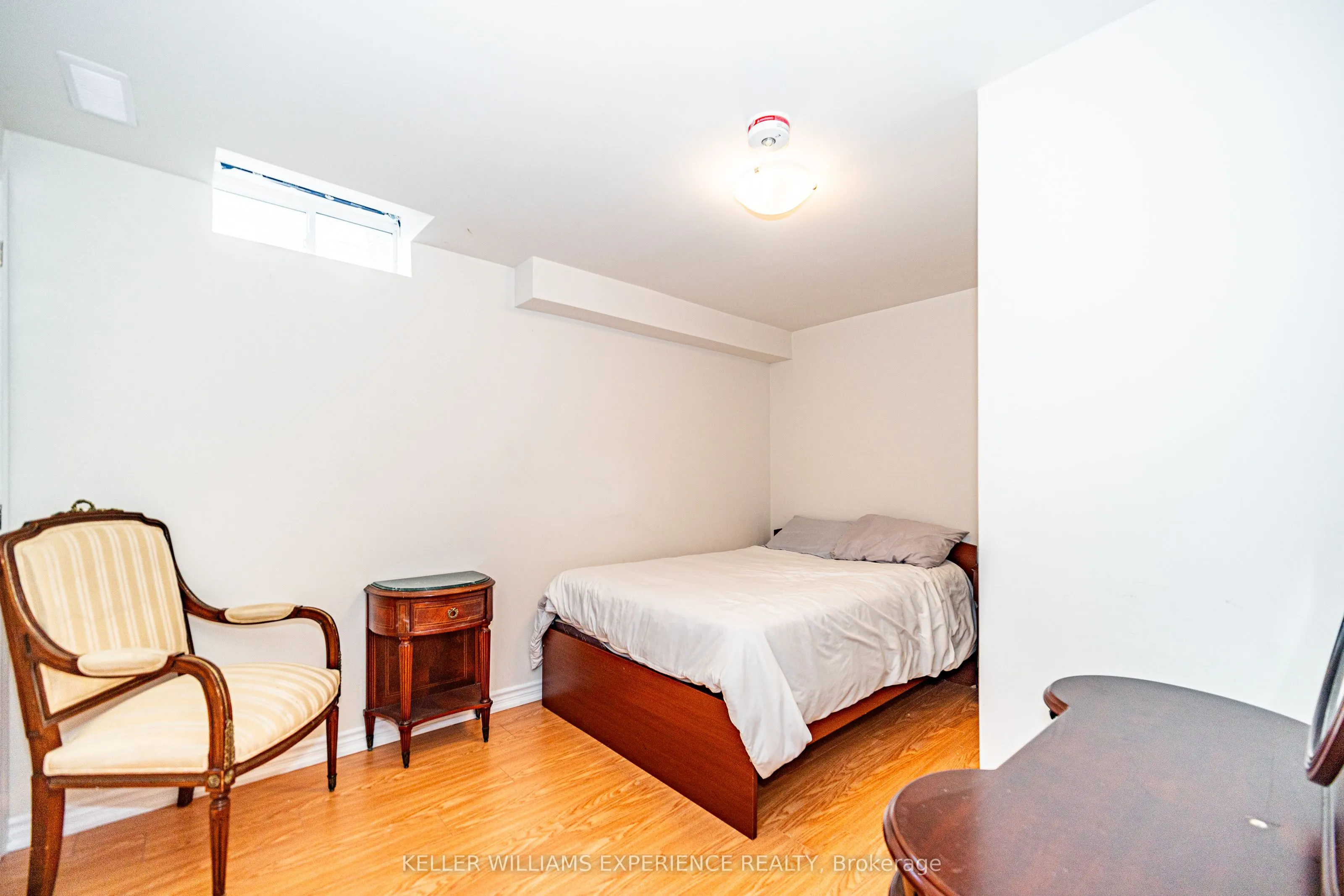 61 Riverwalk Place