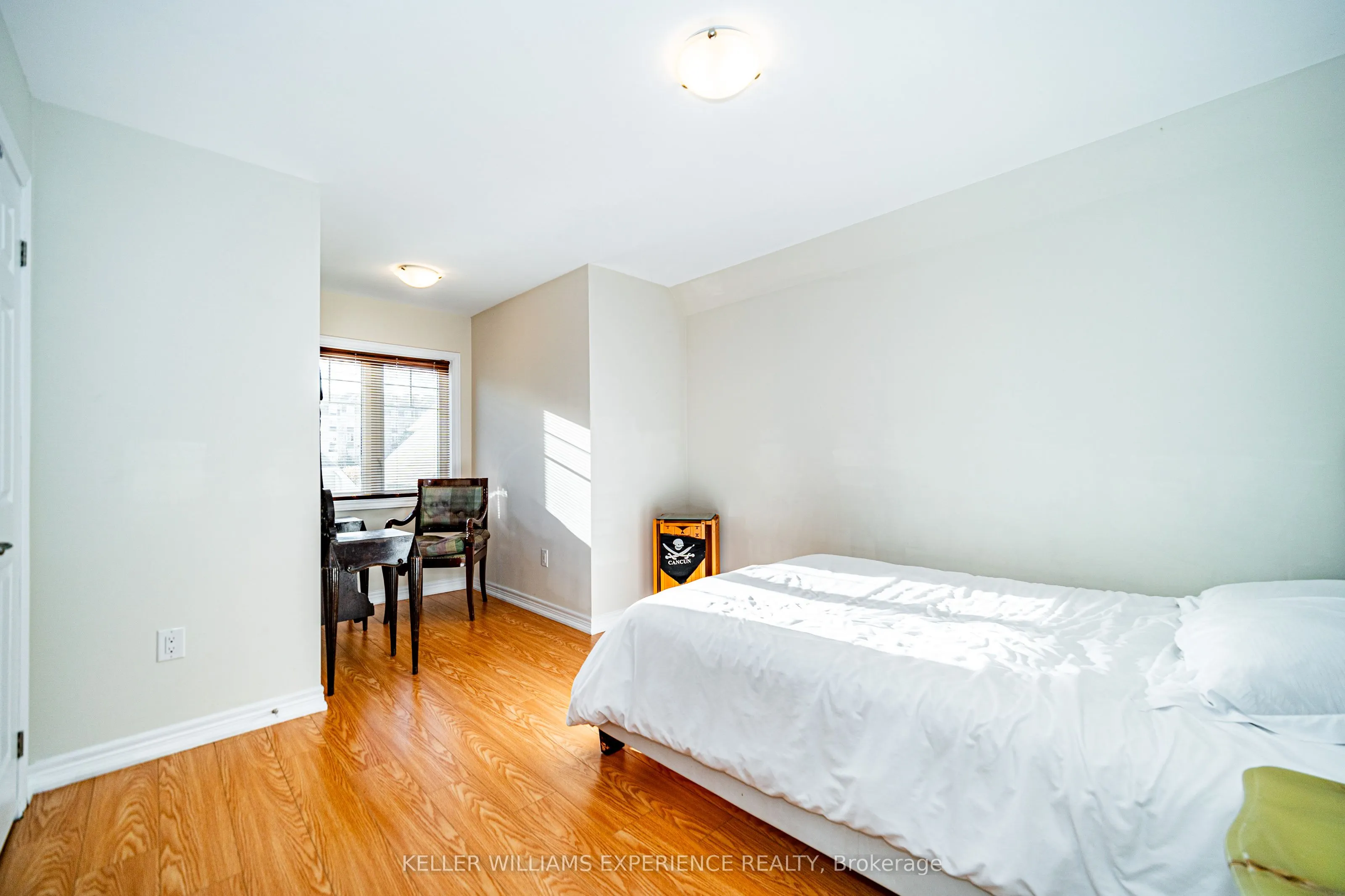 61 Riverwalk Place