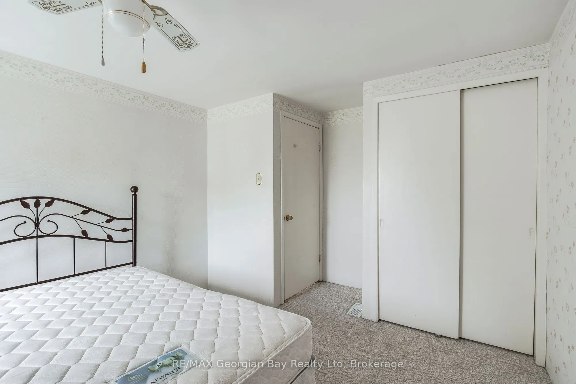 586 Dominion Avenue