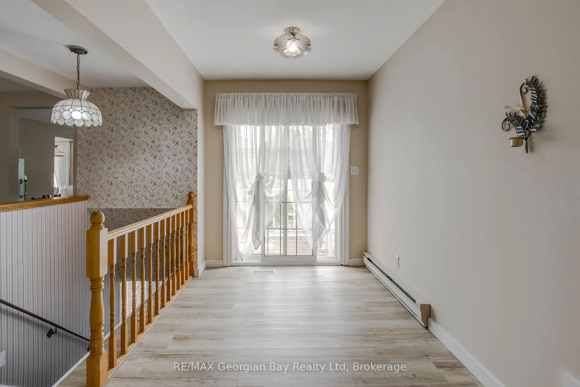 586 Dominion Avenue