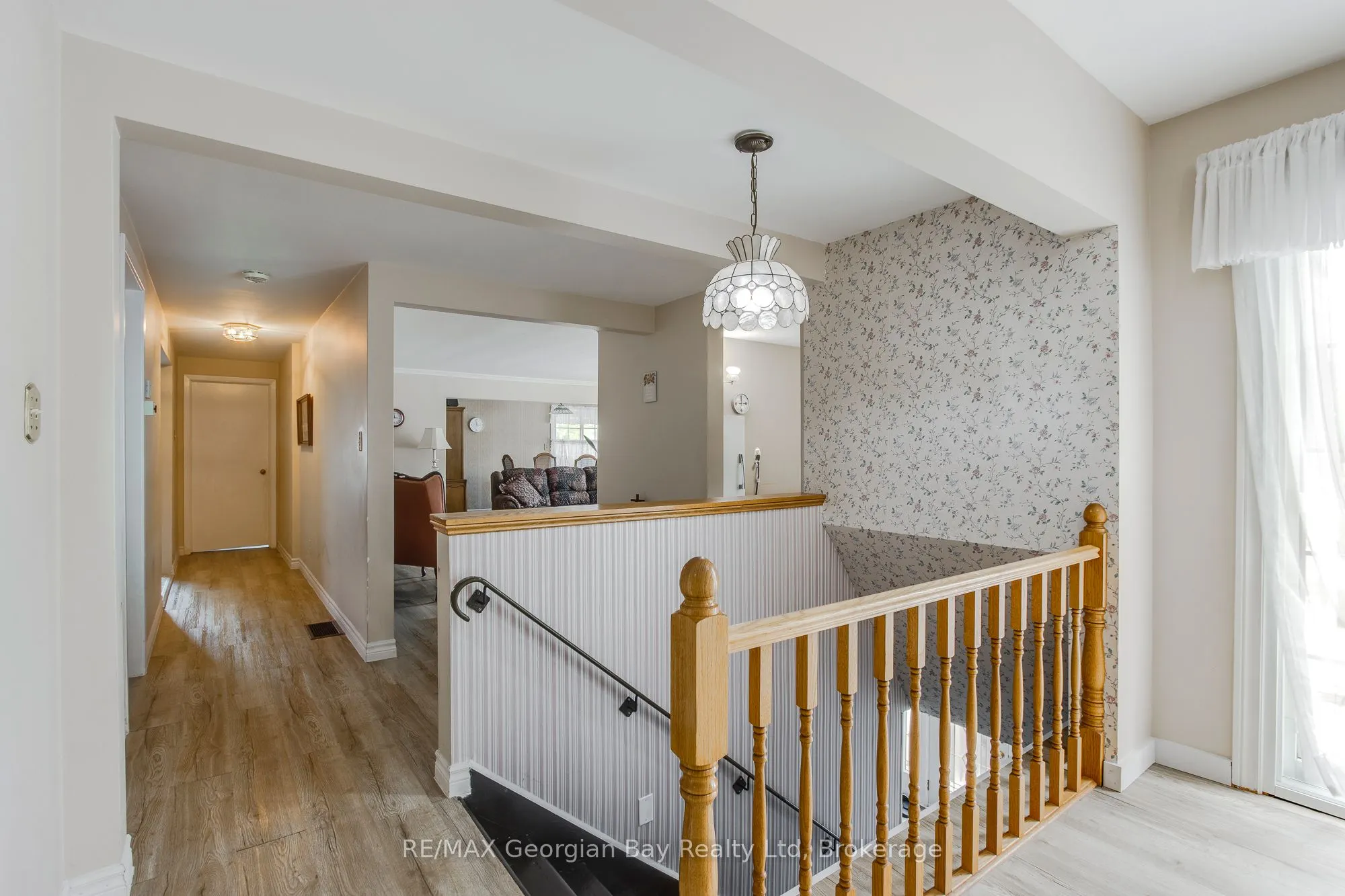 586 Dominion Avenue