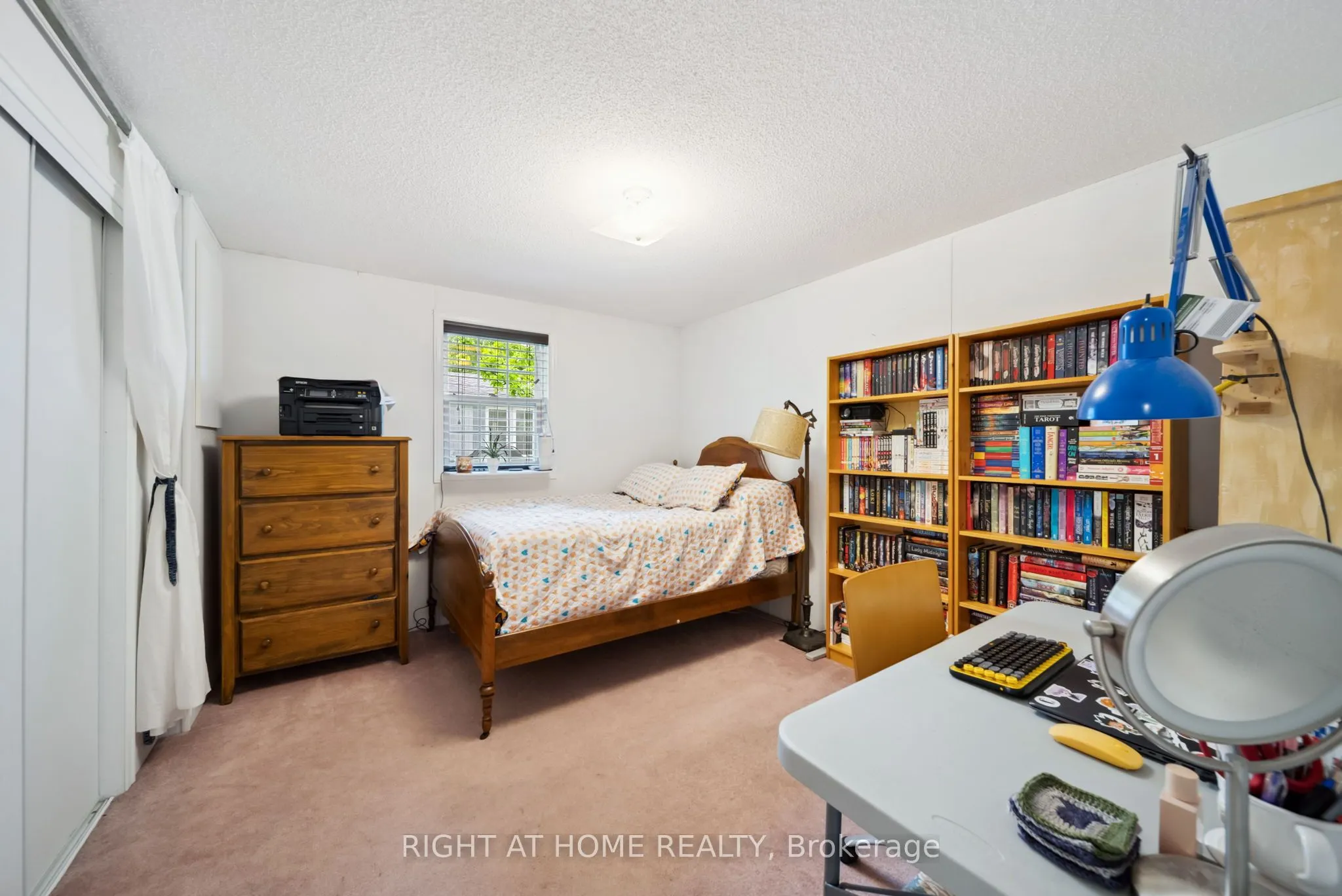 4117 Ash Crescent