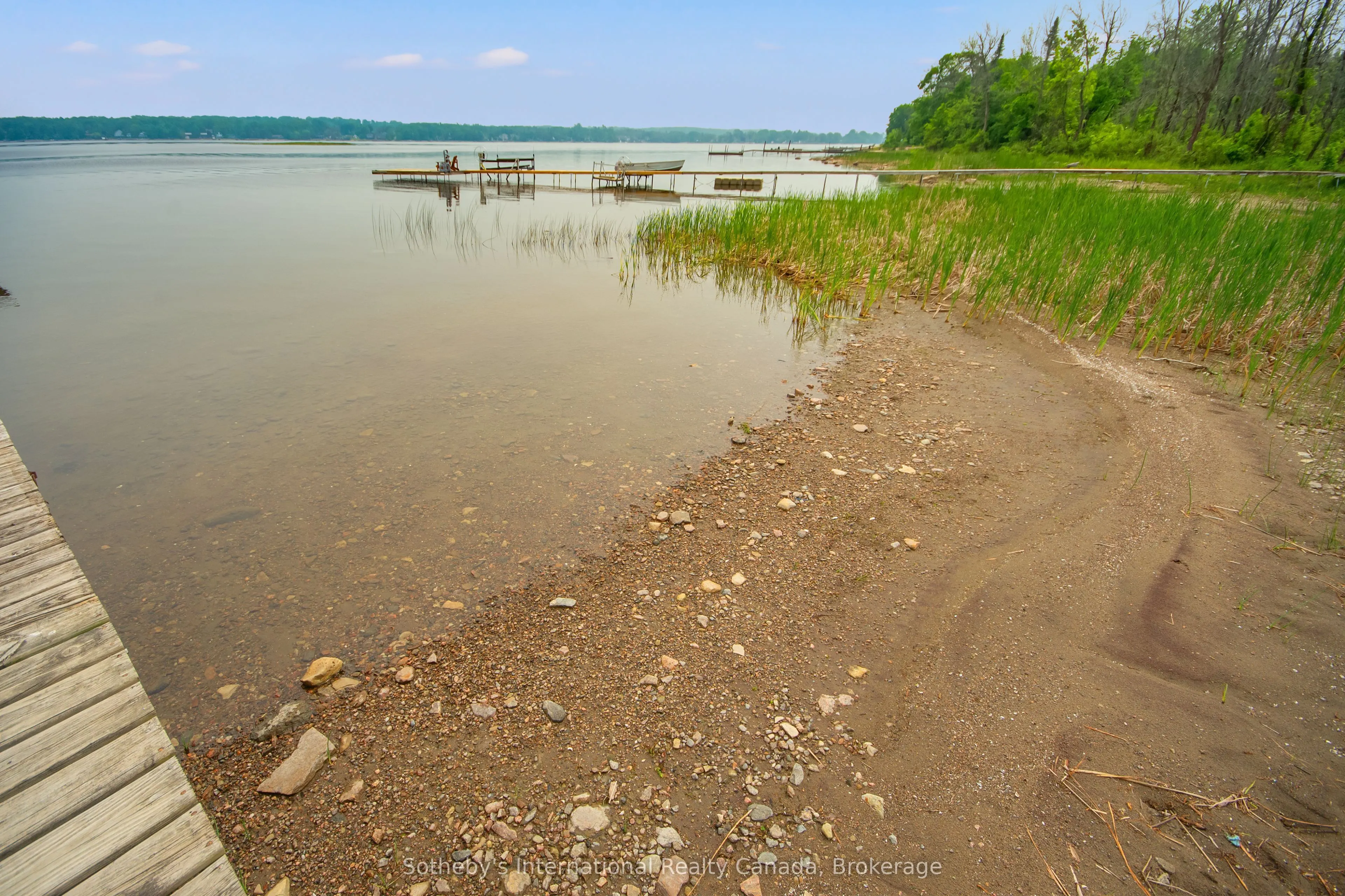 10 & 11 Methodist Island