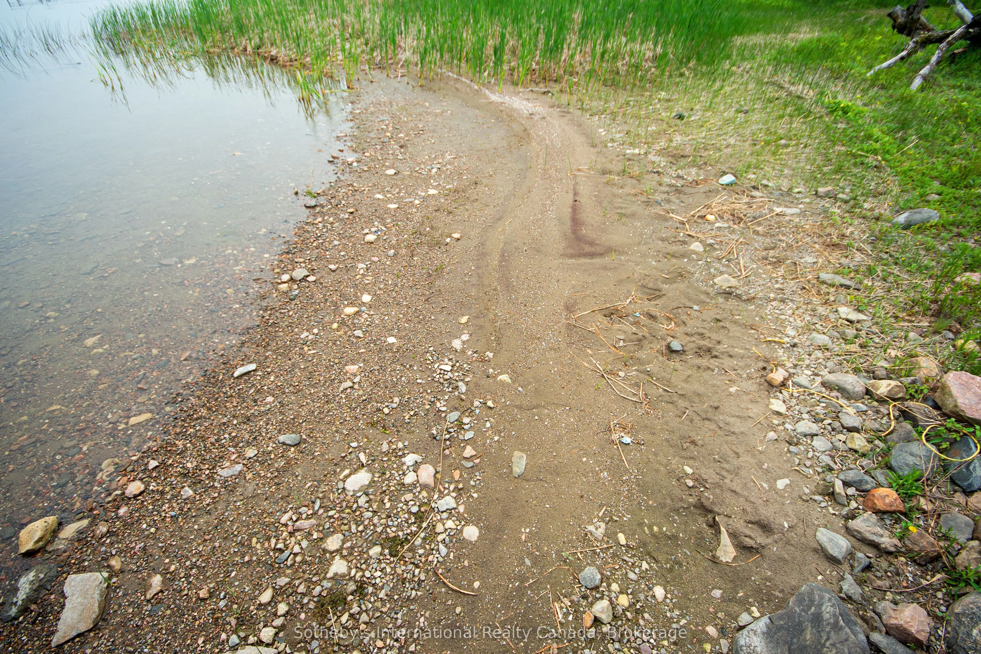 10 & 11 Methodist Island
