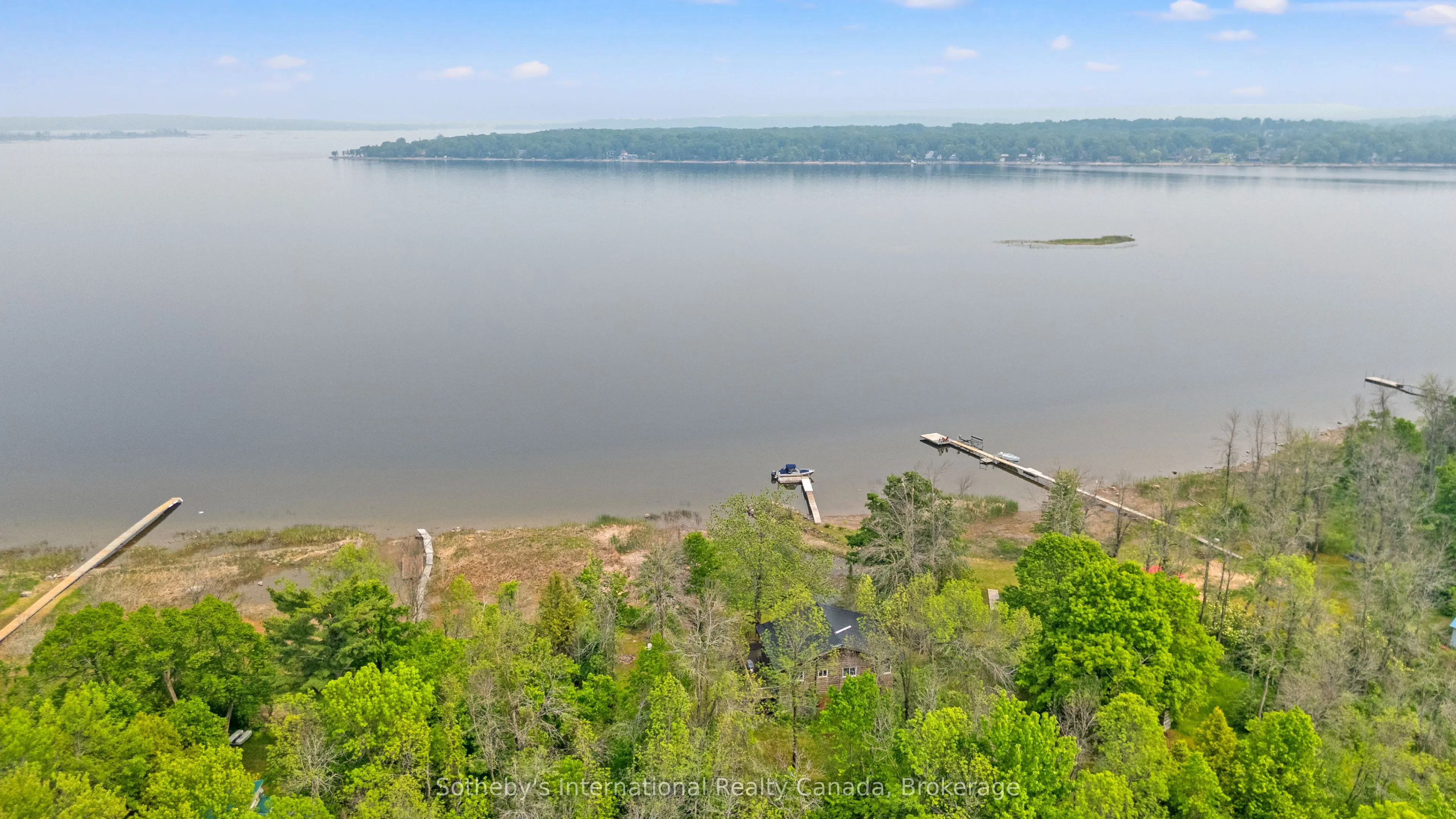 10 & 11 Methodist Island
