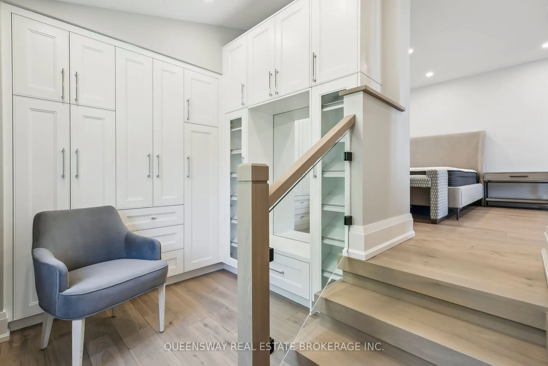 36 Pioneer Trail