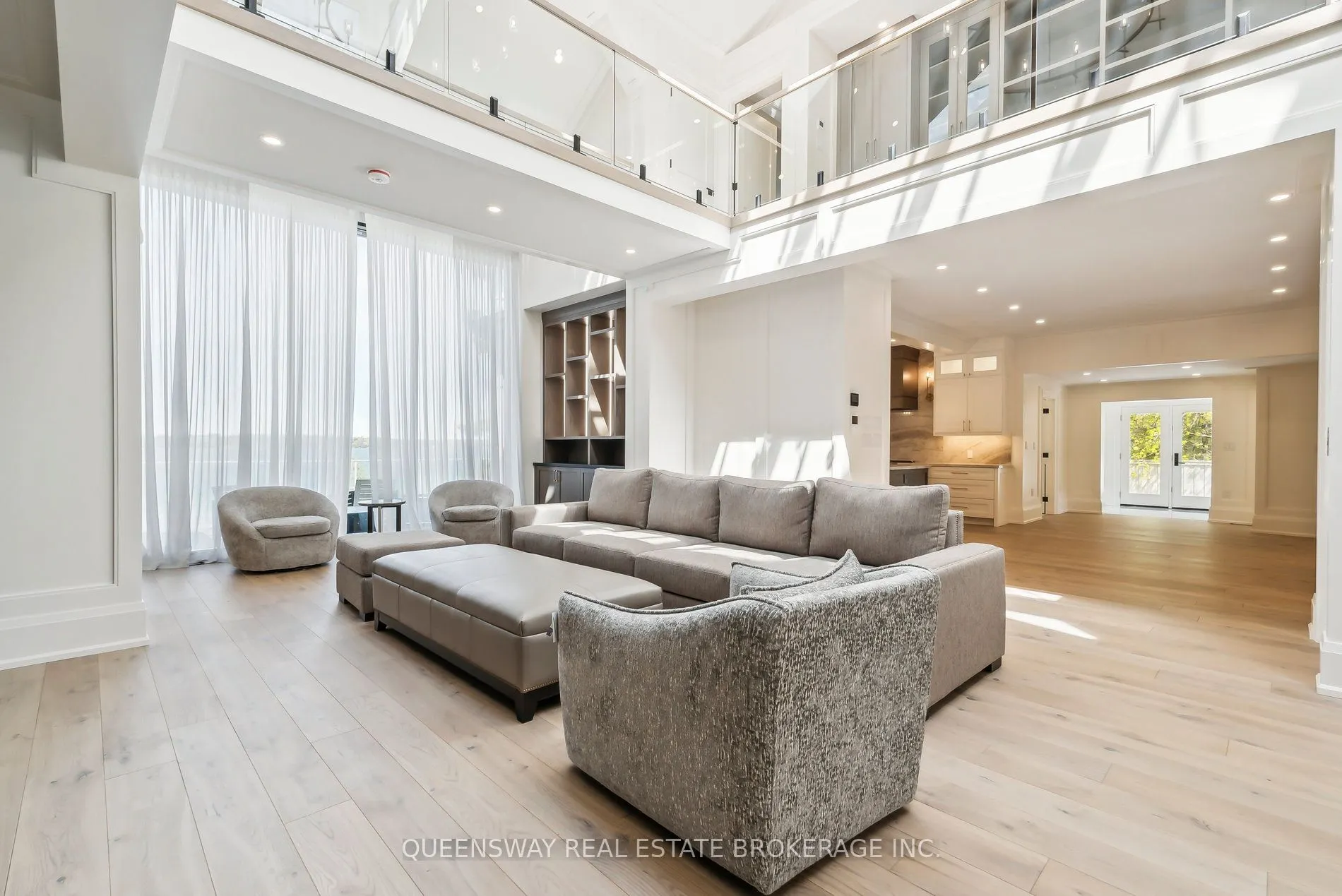 36 Pioneer Trail