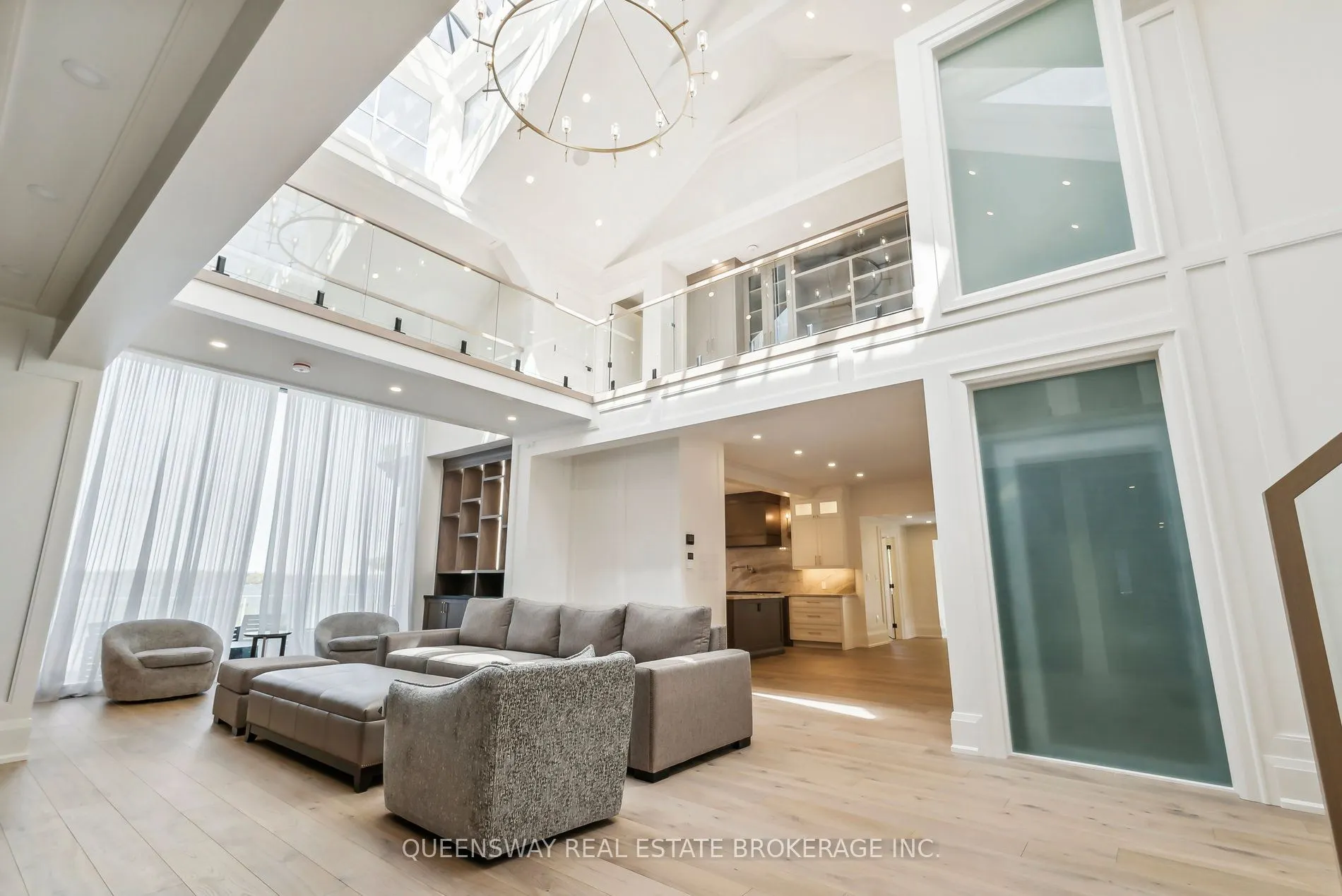 36 Pioneer Trail