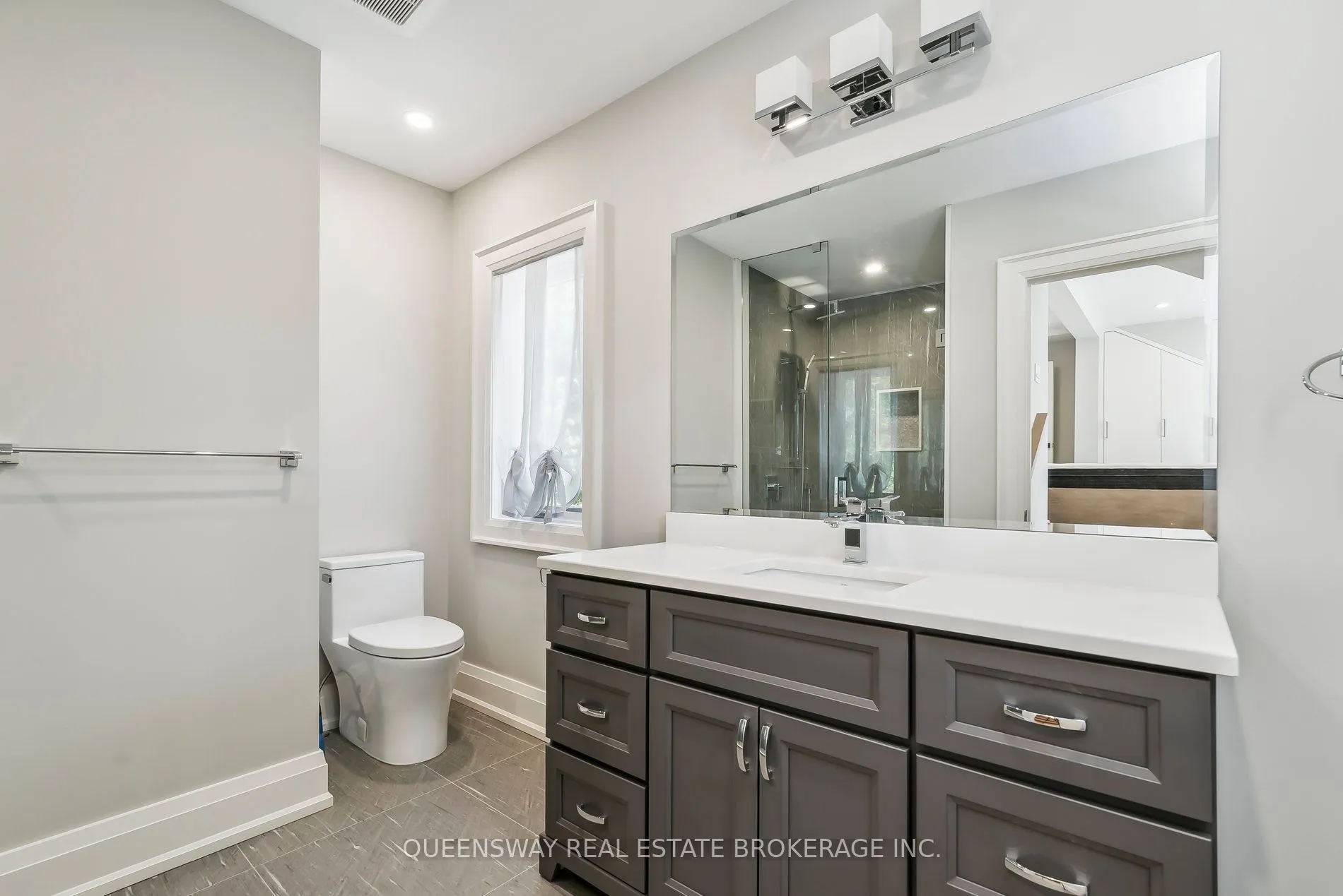 36 Pioneer Trail