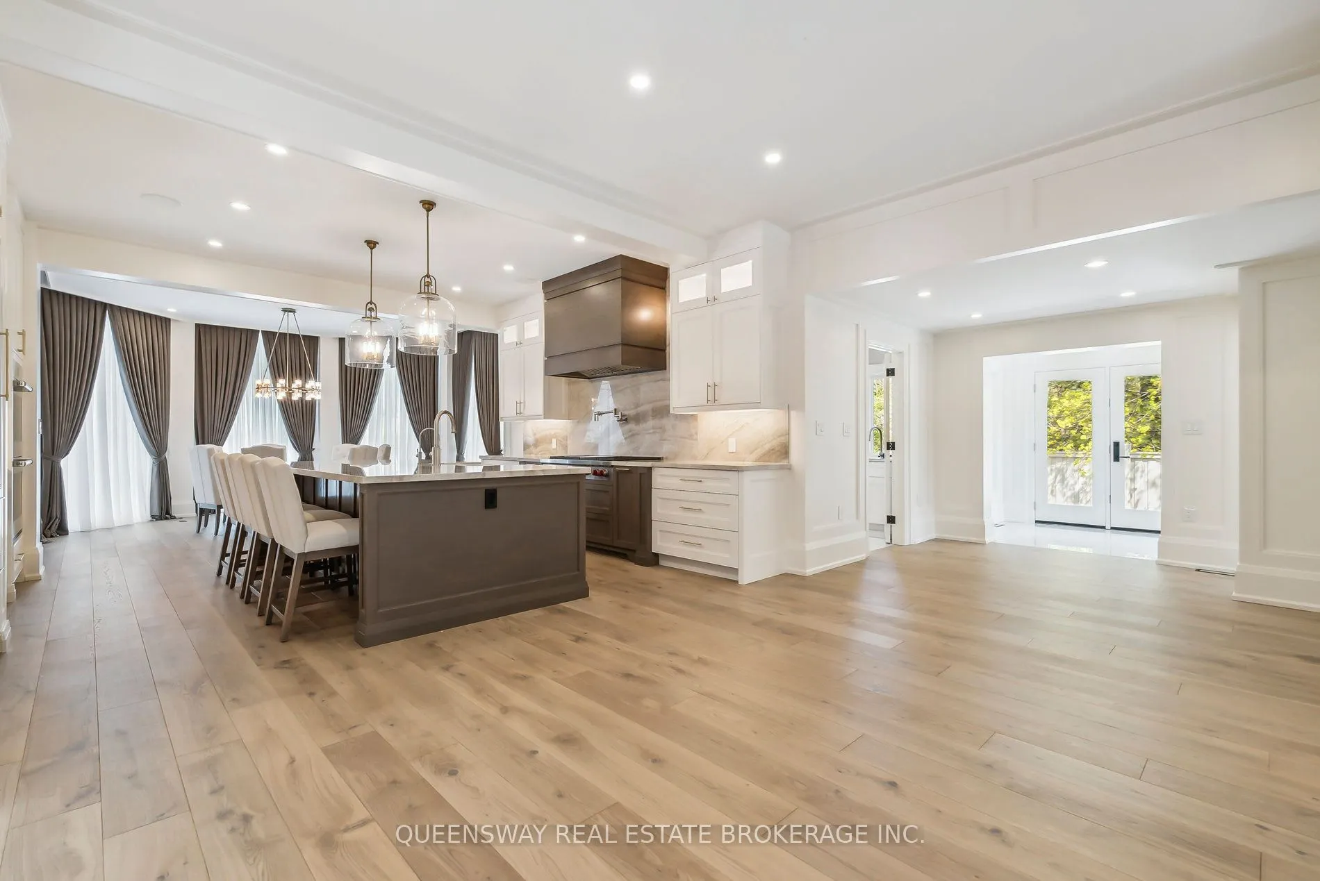 36 Pioneer Trail