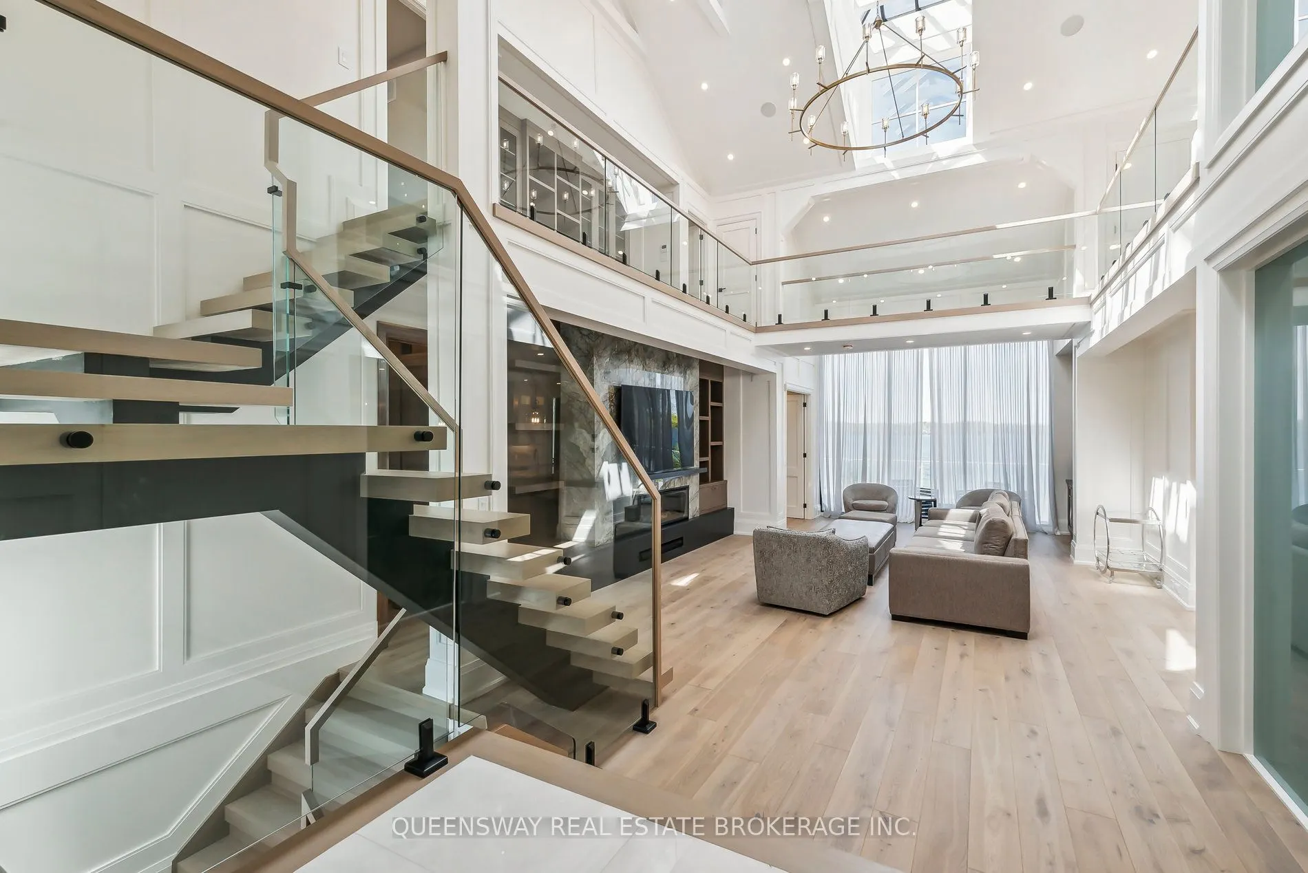 36 Pioneer Trail