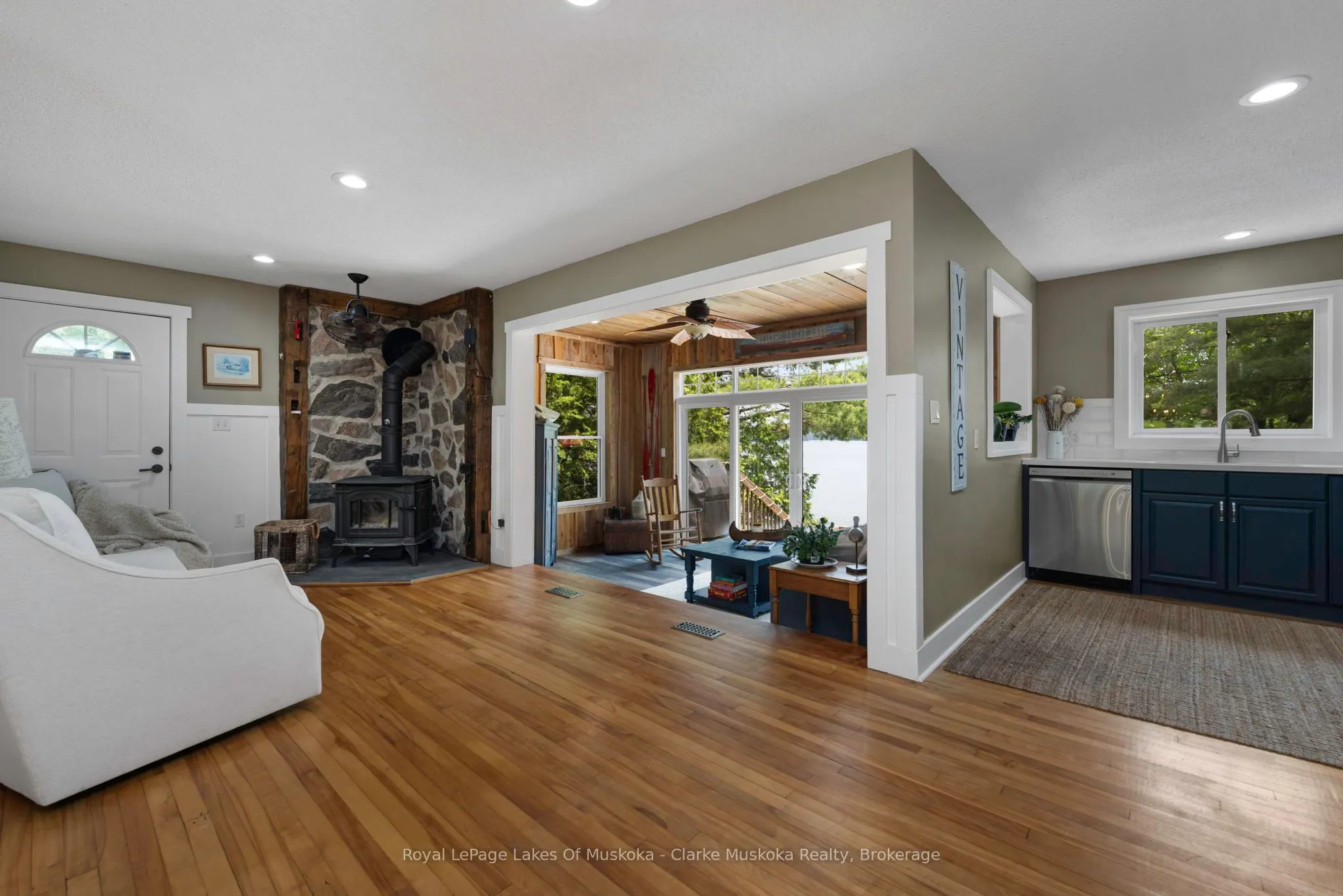 1719 Ellis Road