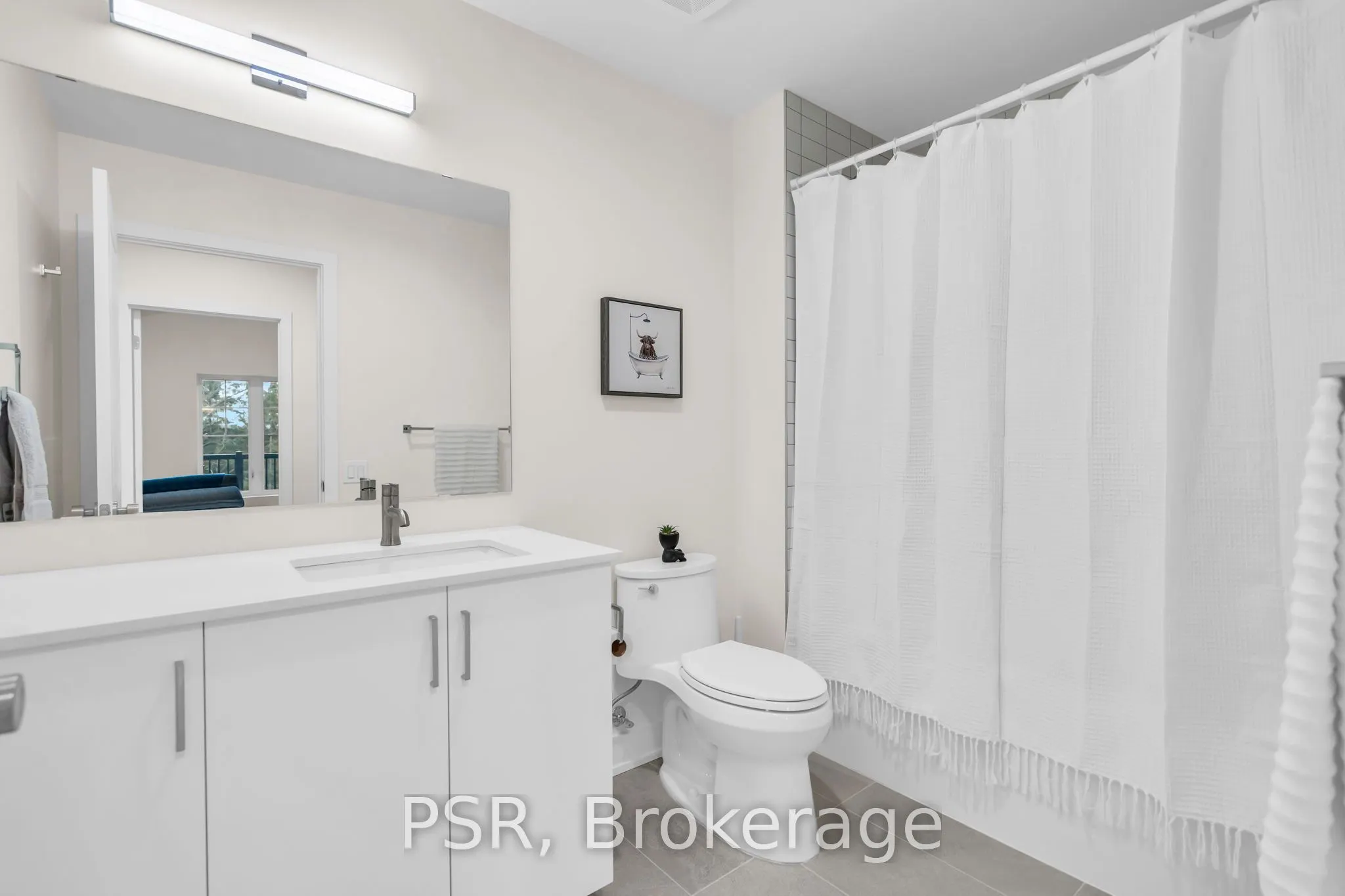 121 Mary Street, #309