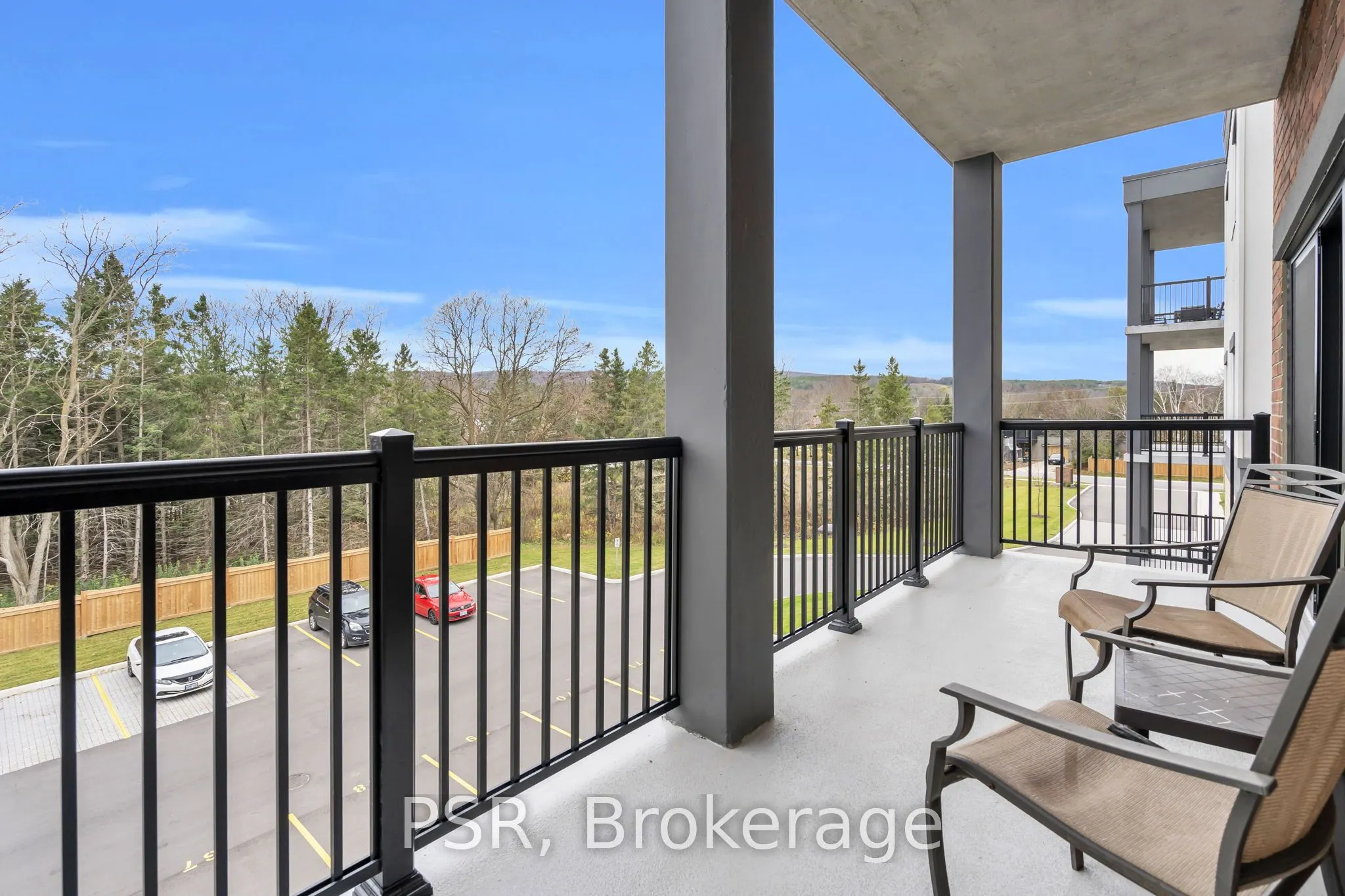 121 Mary Street, #309