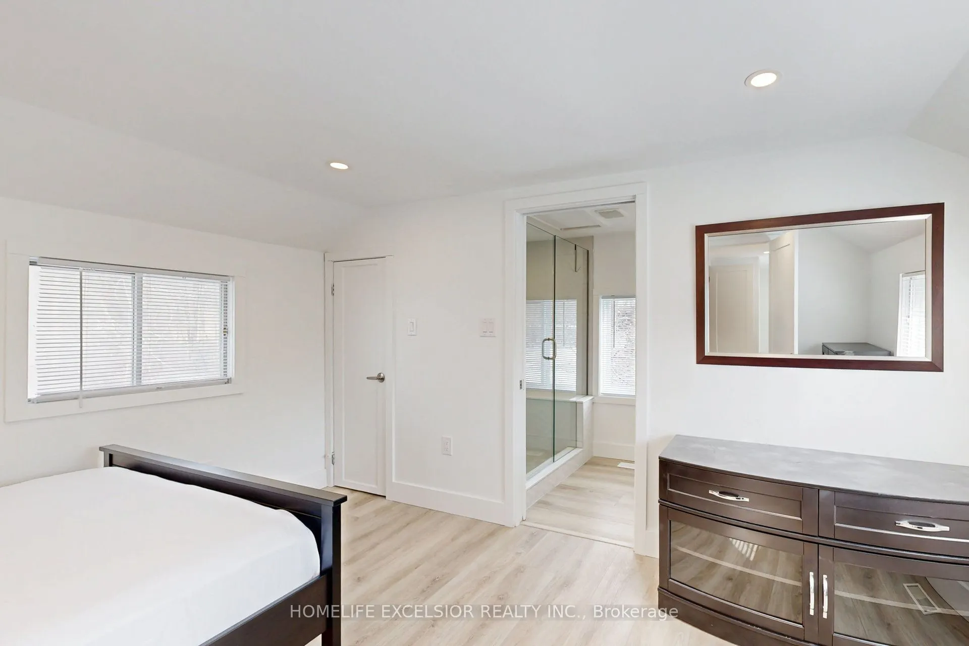 1141 Ramara 47 Road