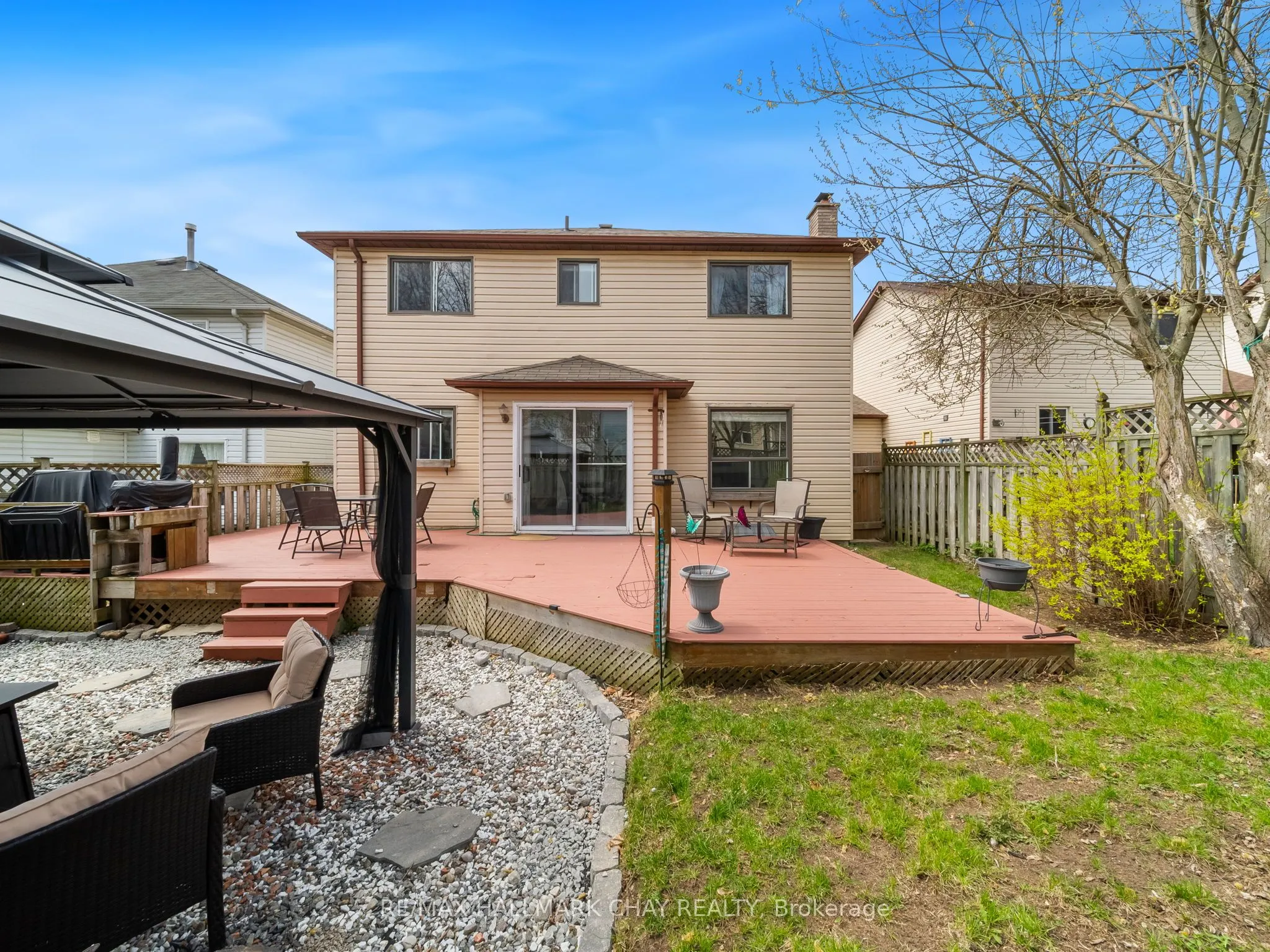 51 SHAKESPEARE Crescent