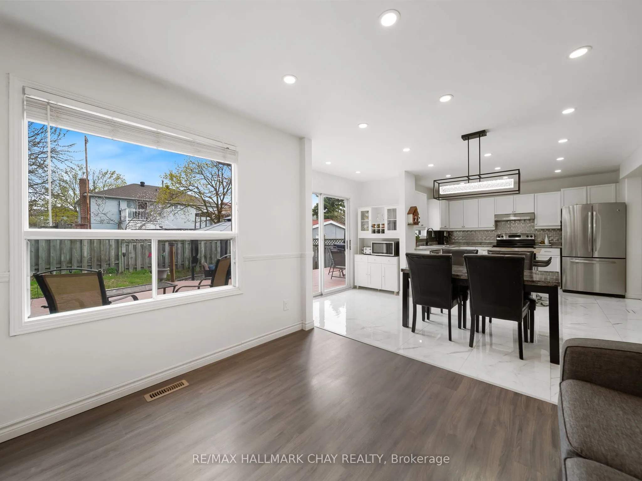 51 SHAKESPEARE Crescent