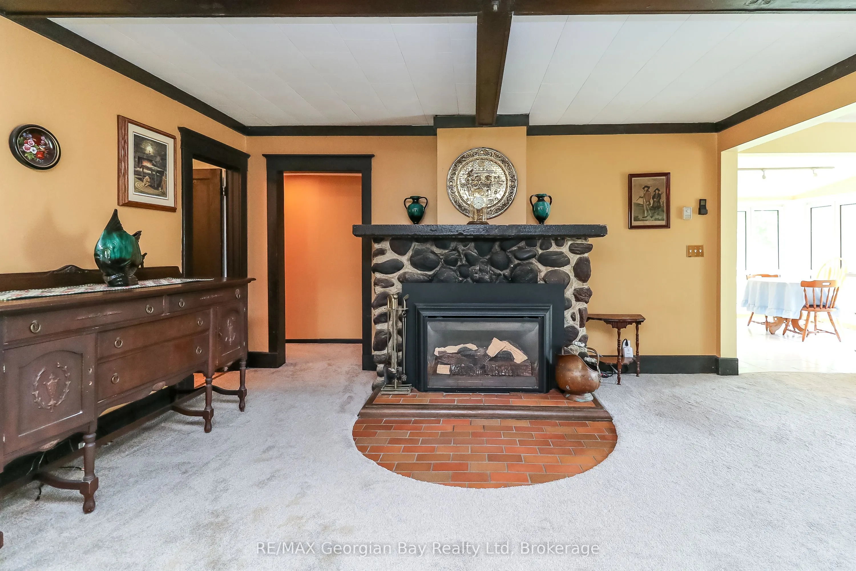 31 Hearthstone Drive
