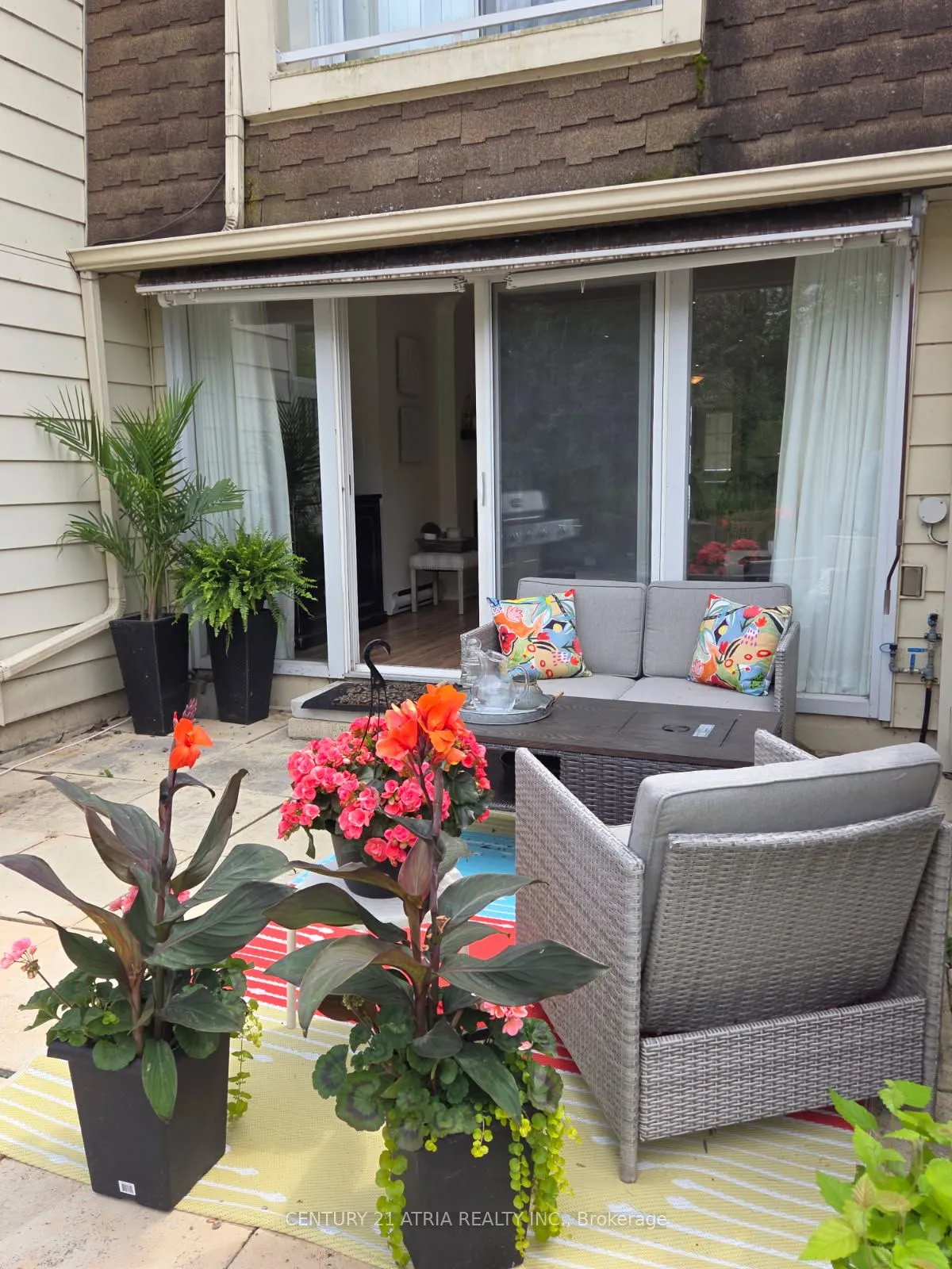 4 Paradise Boulevard, #24