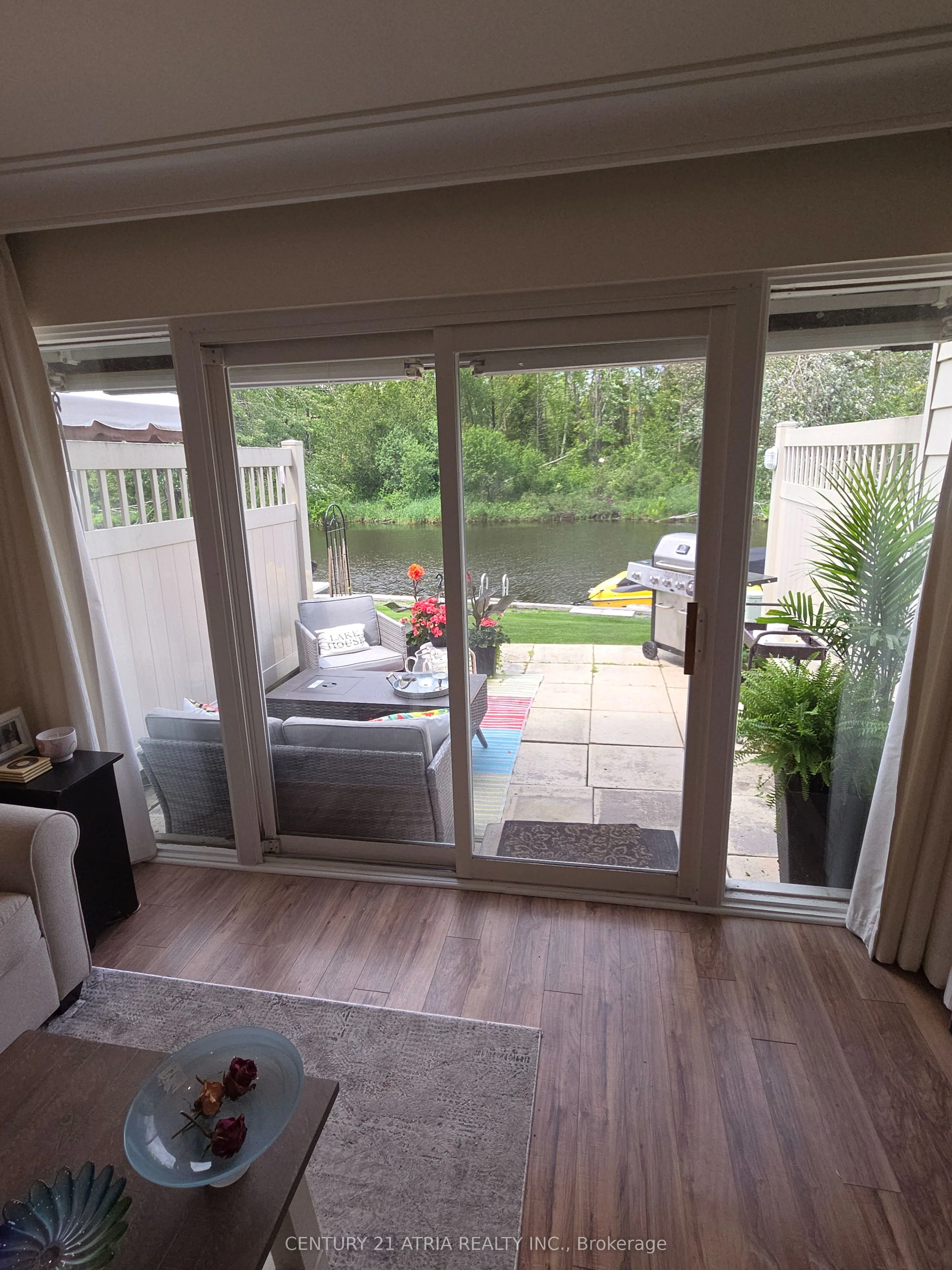 4 Paradise Boulevard, #24