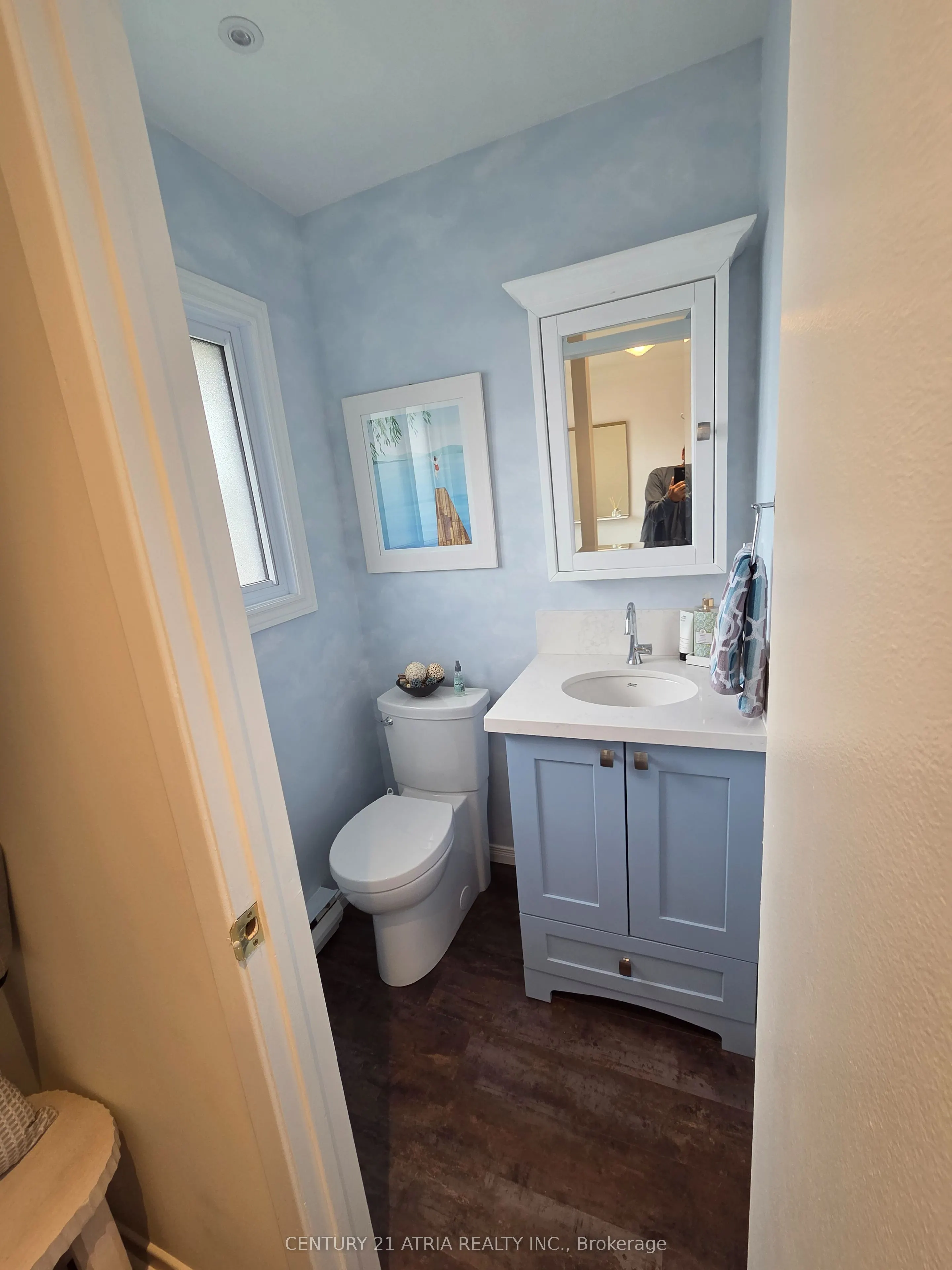 4 Paradise Boulevard, #24