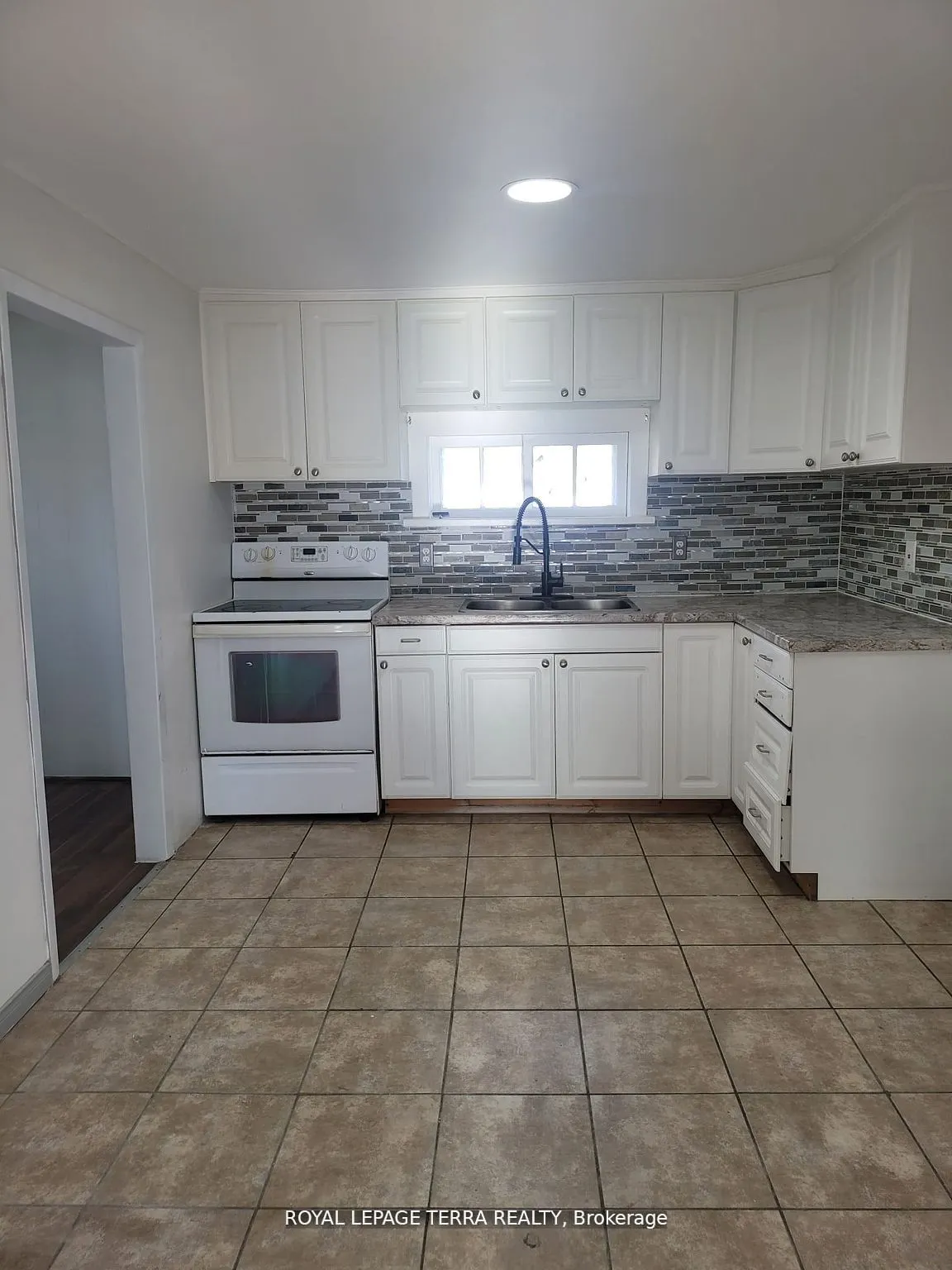328 Little Avenue
