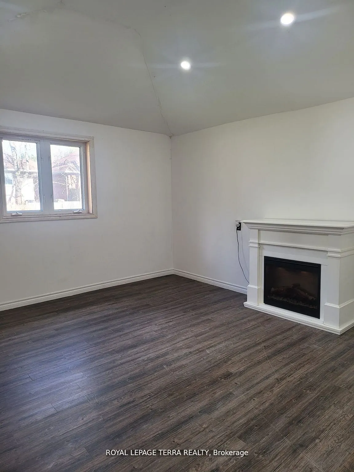 328 Little Avenue
