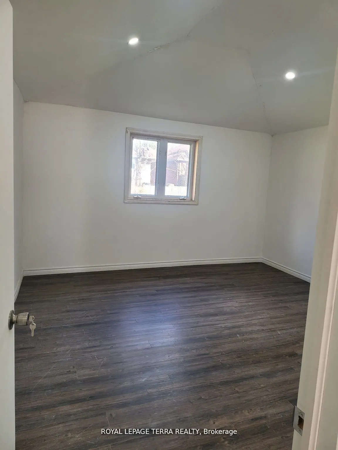 328 Little Avenue