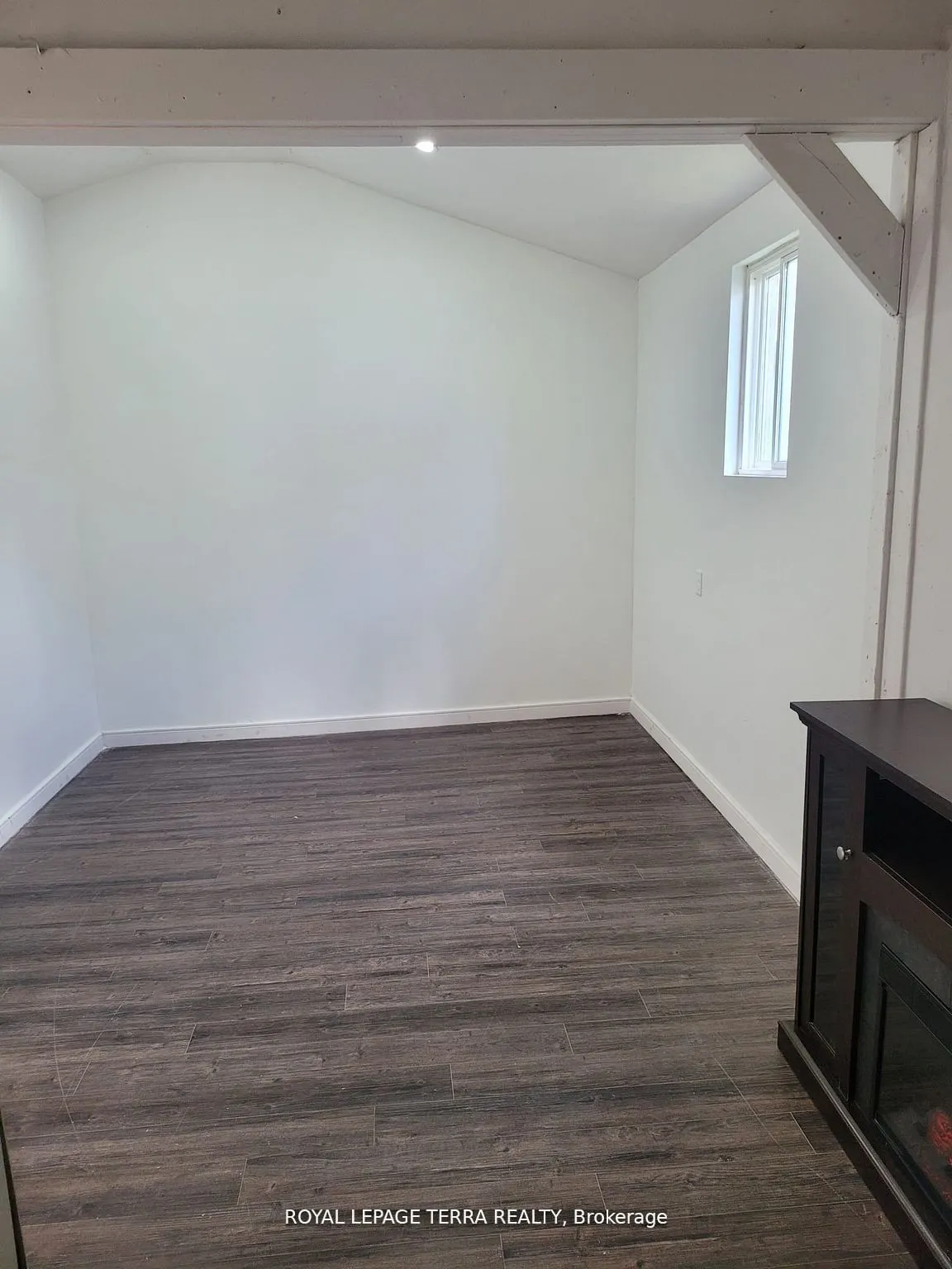 328 Little Avenue