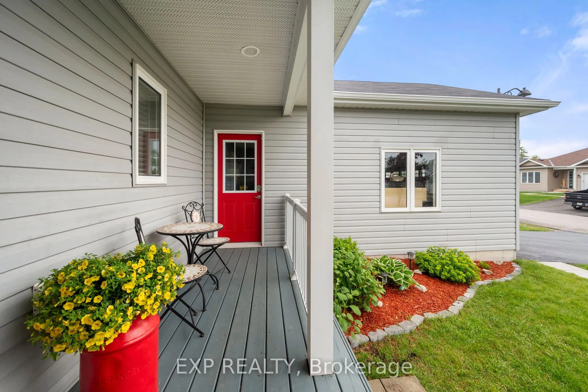 10 Sinclair Crescent