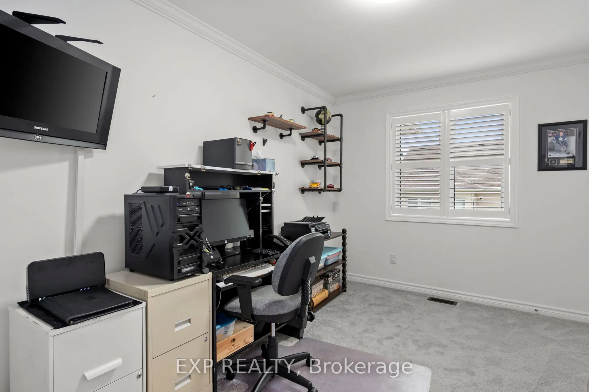 10 Sinclair Crescent