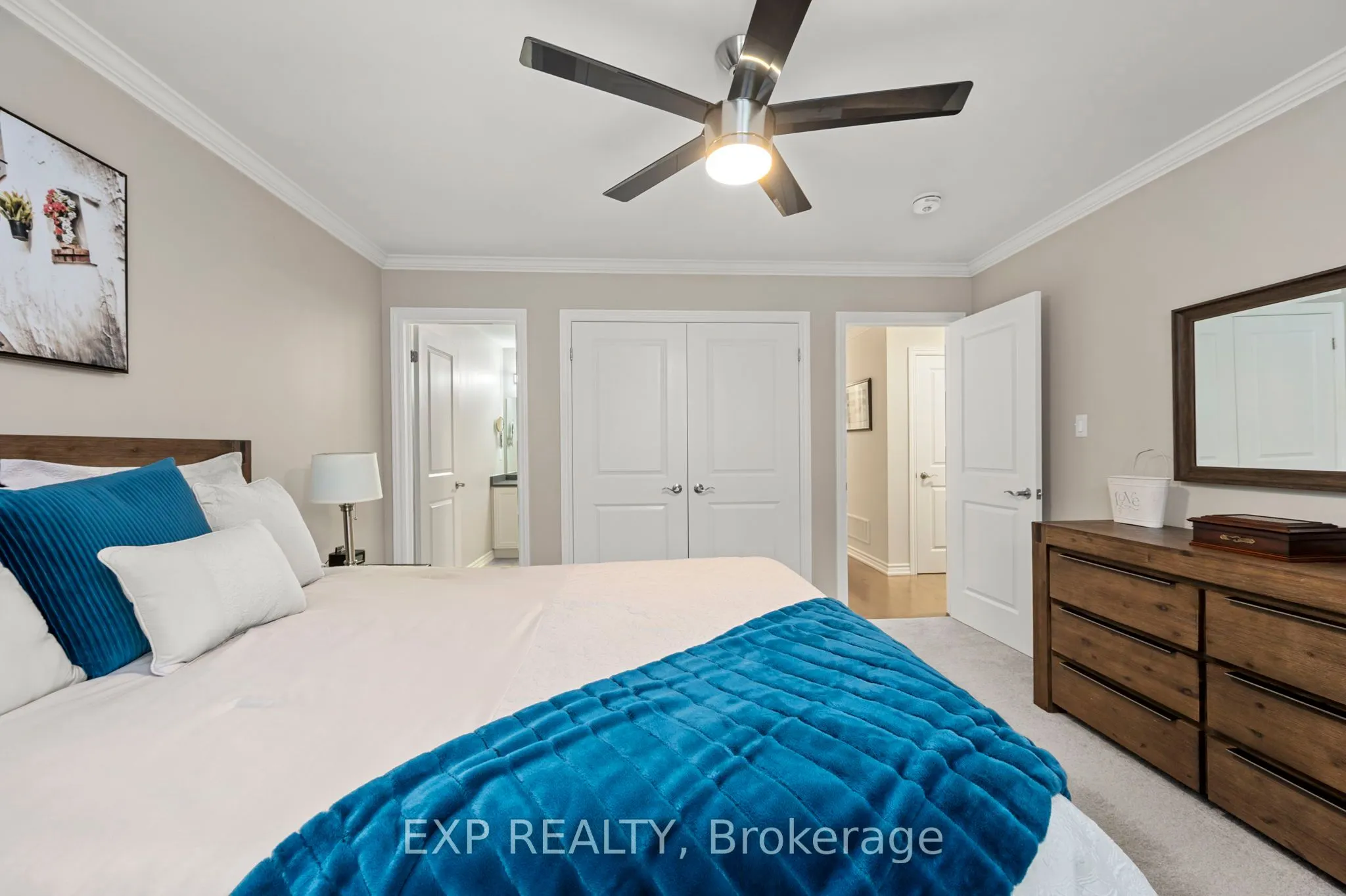 10 Sinclair Crescent