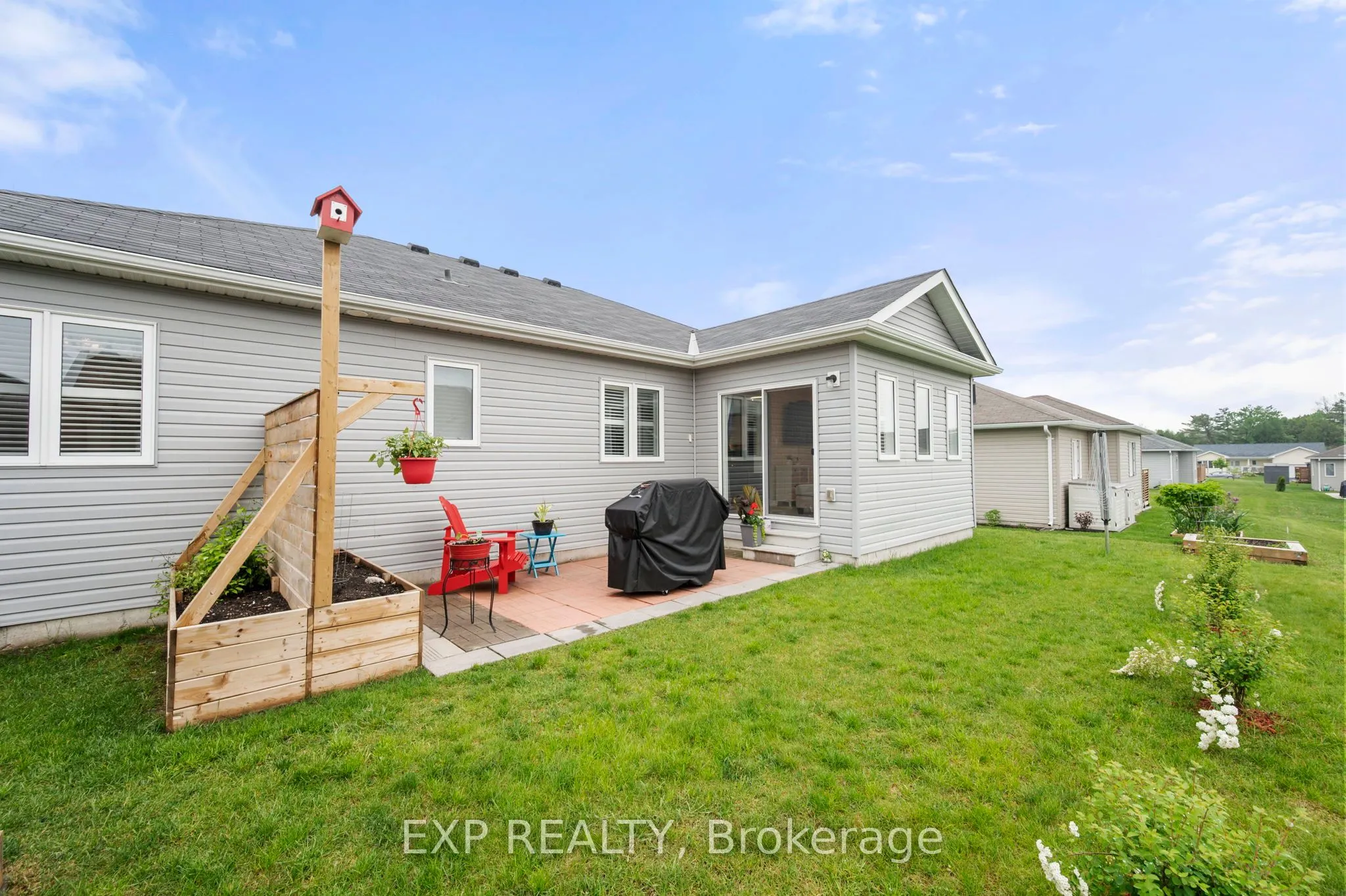 10 Sinclair Crescent