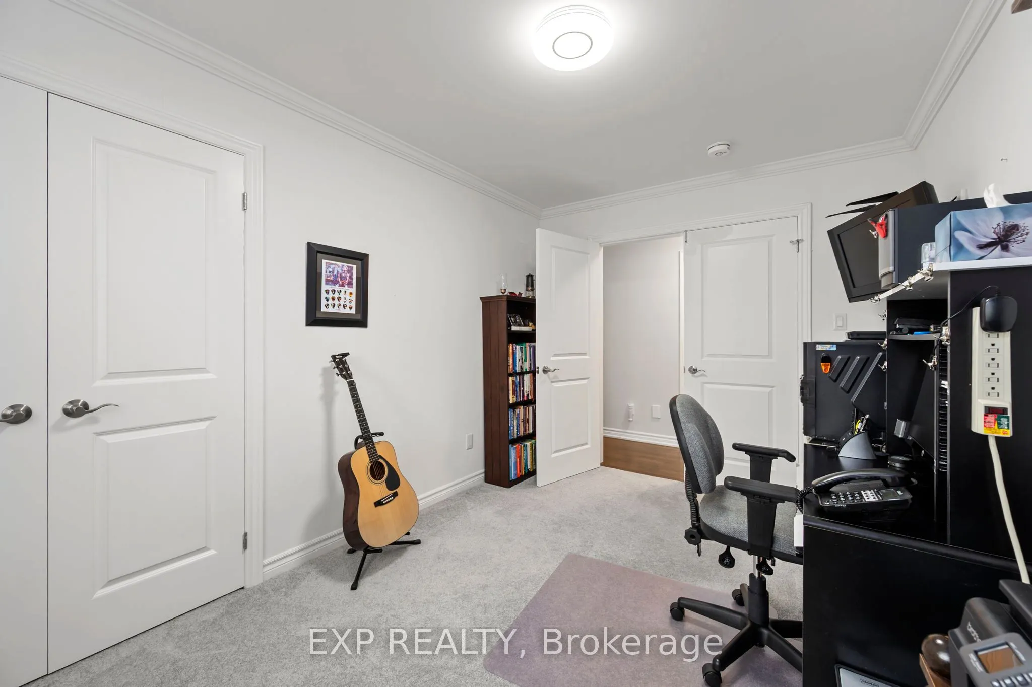 10 Sinclair Crescent