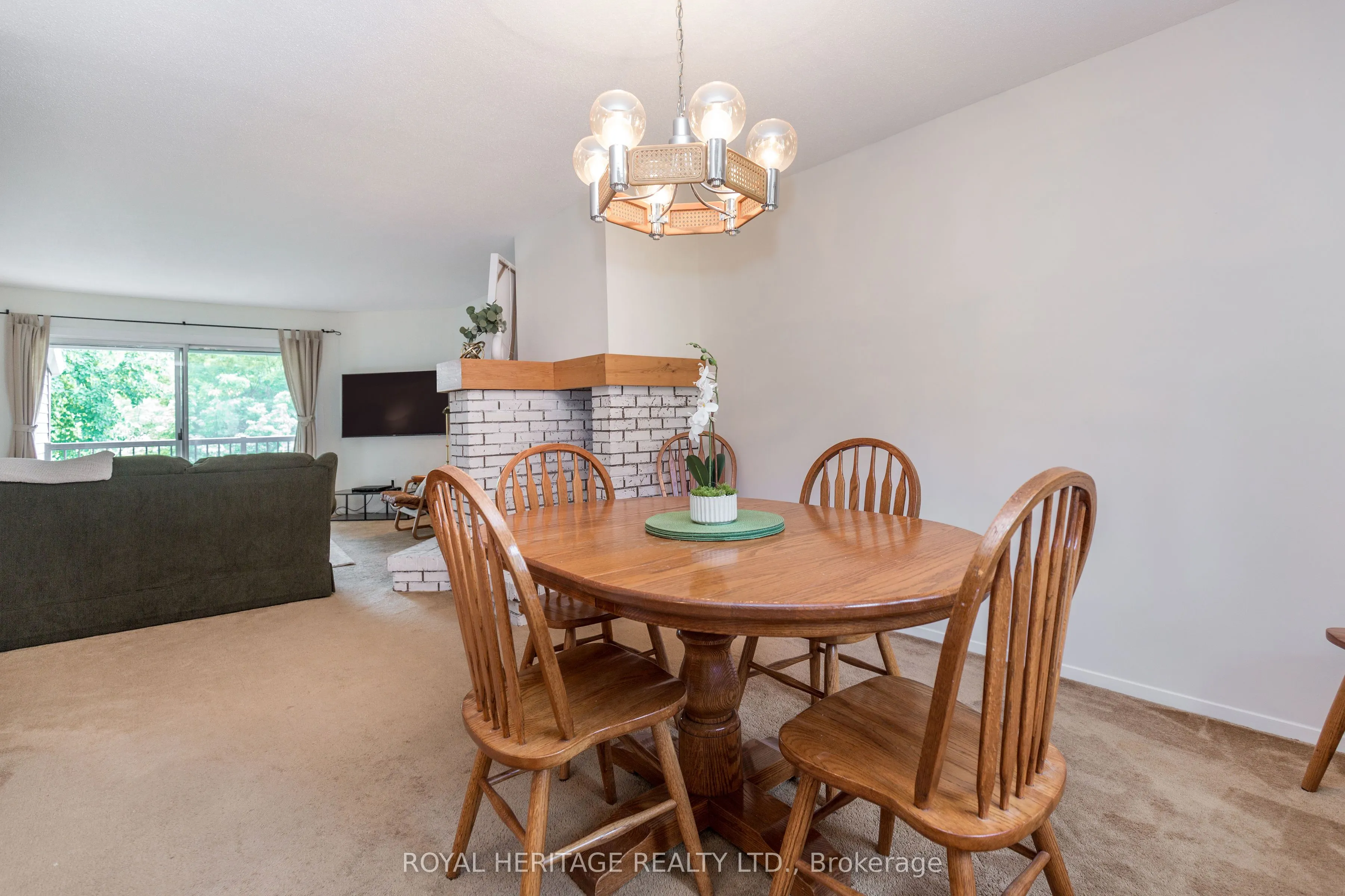 1102 Horseshoe Valley Road W, #311