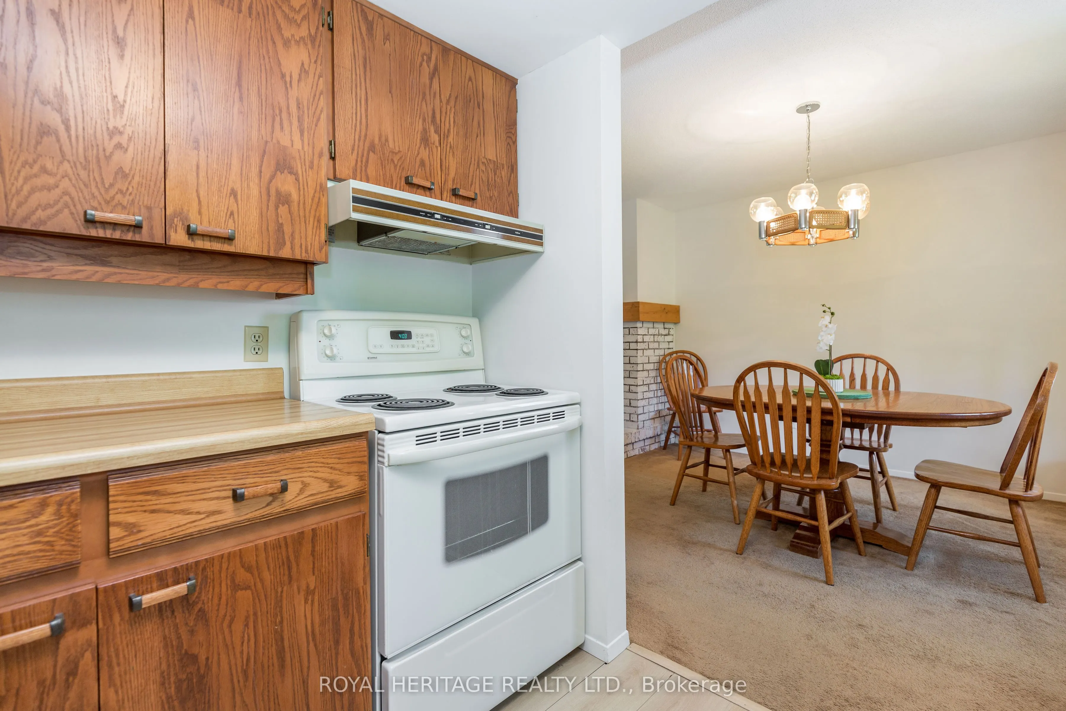 1102 Horseshoe Valley Road W, #311