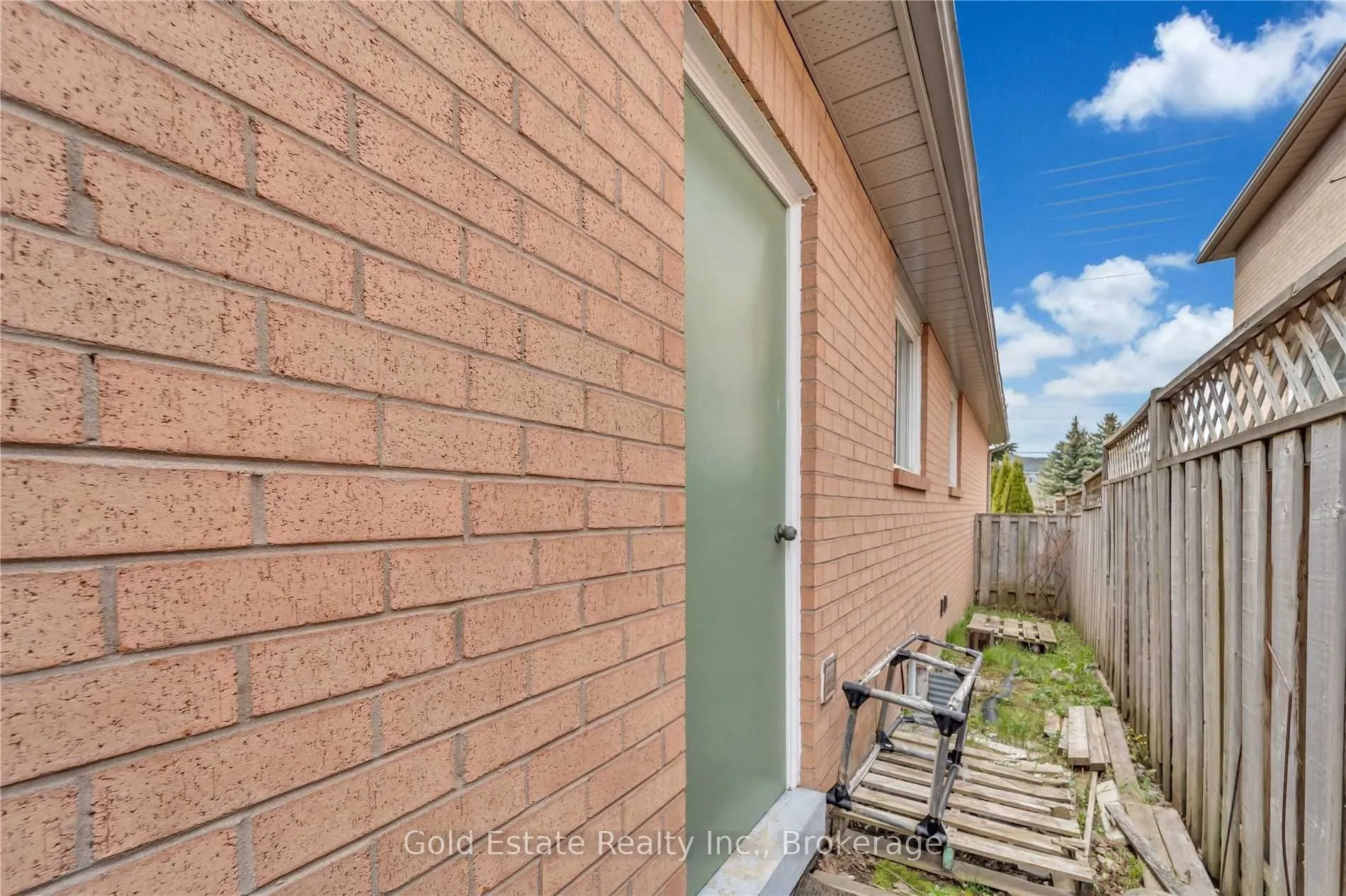 85 Cityview Circle