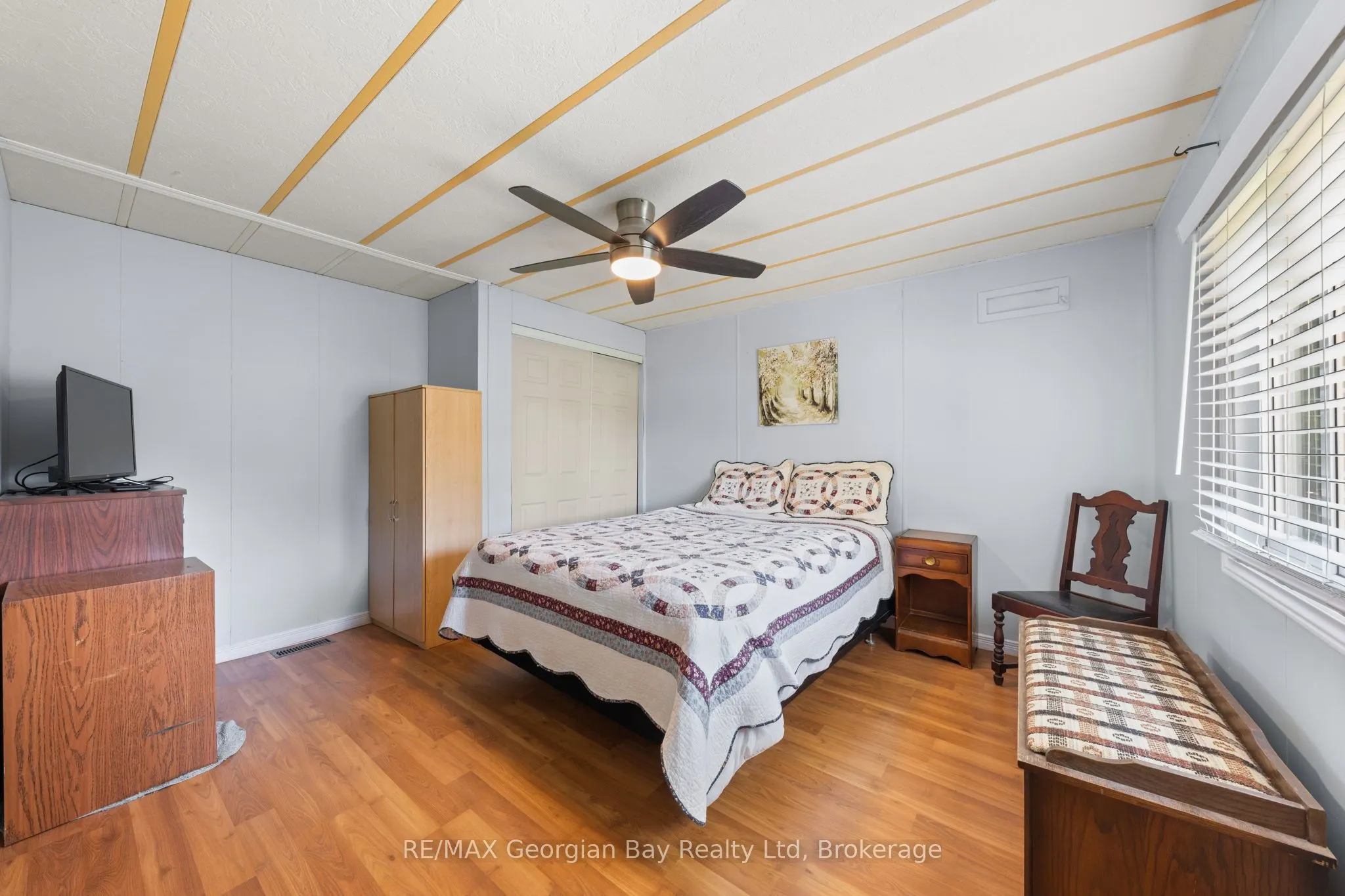3 Lakeshore Road