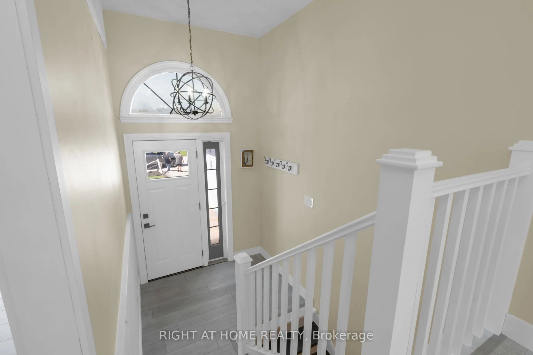 42 Byrnes Crescent