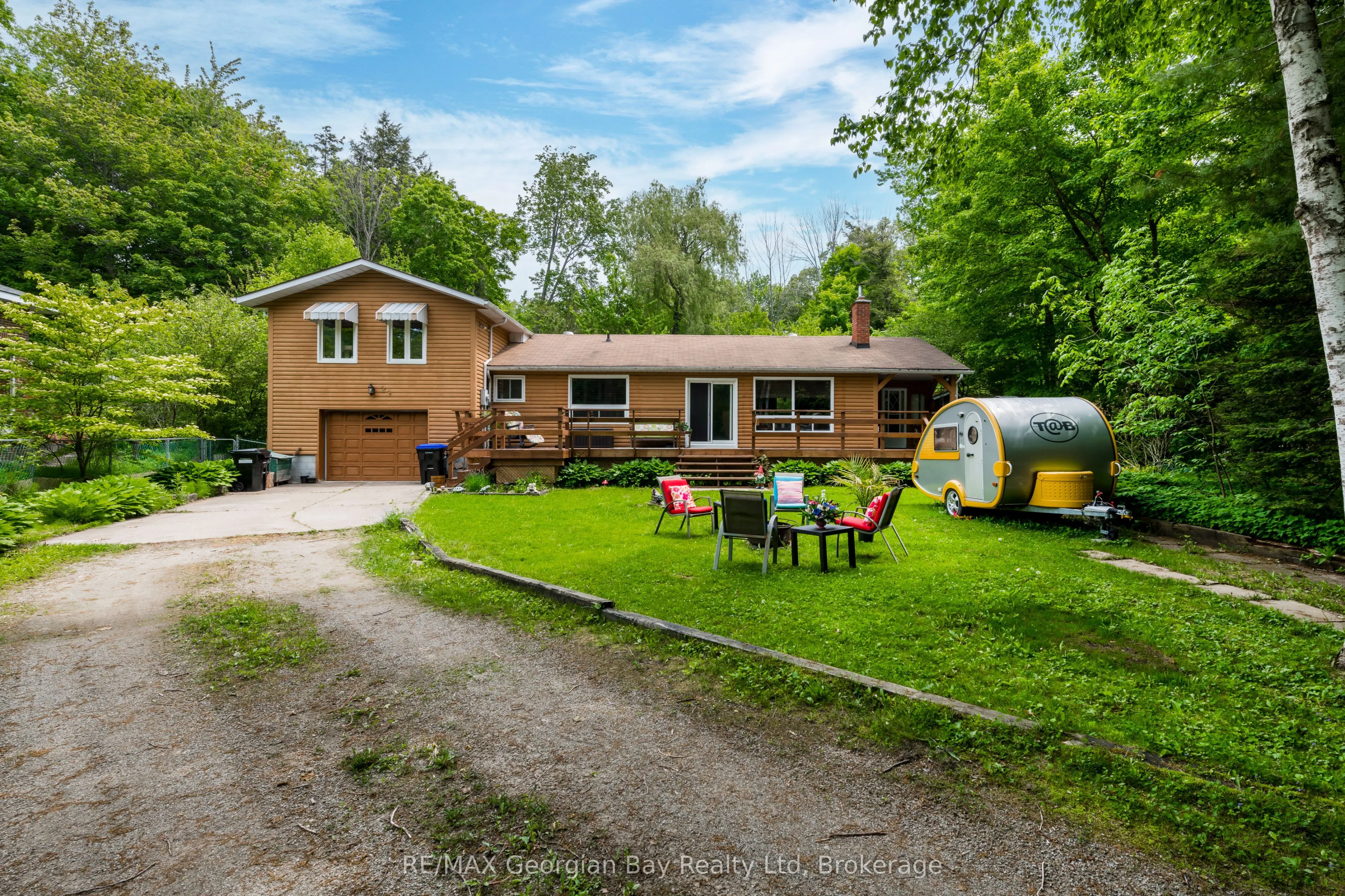 23 Duquette Court