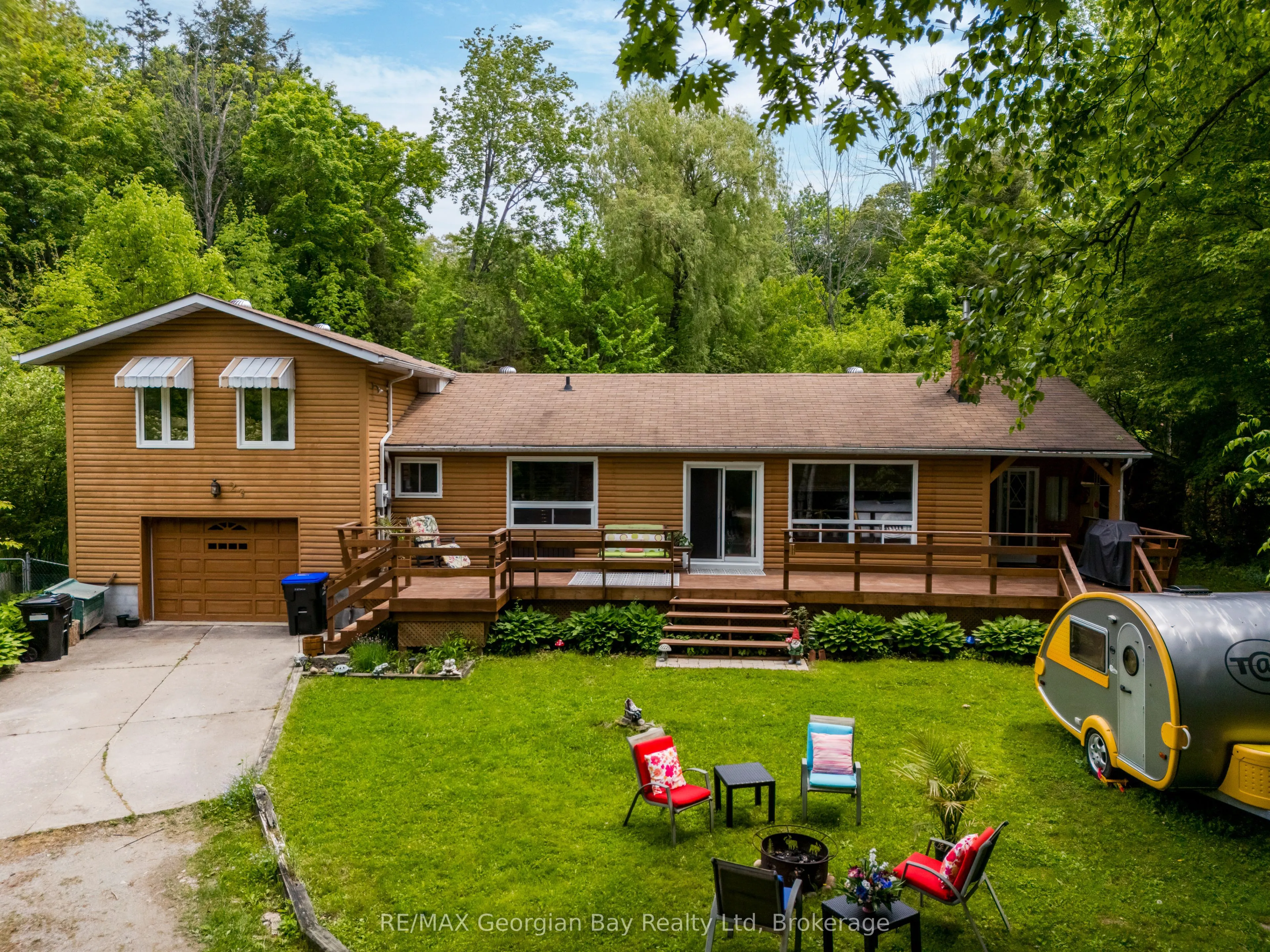 23 Duquette Court
