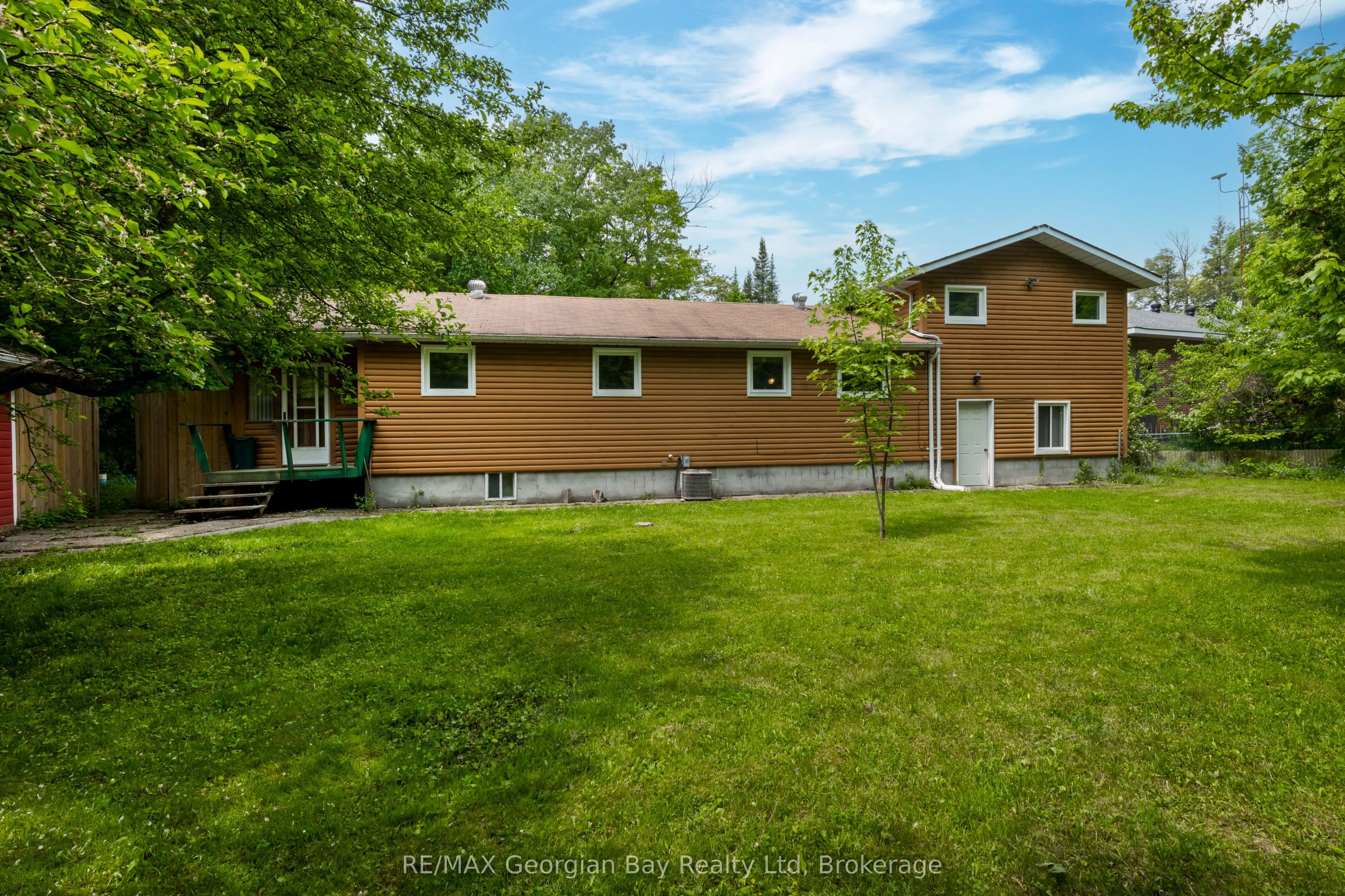 23 Duquette Court