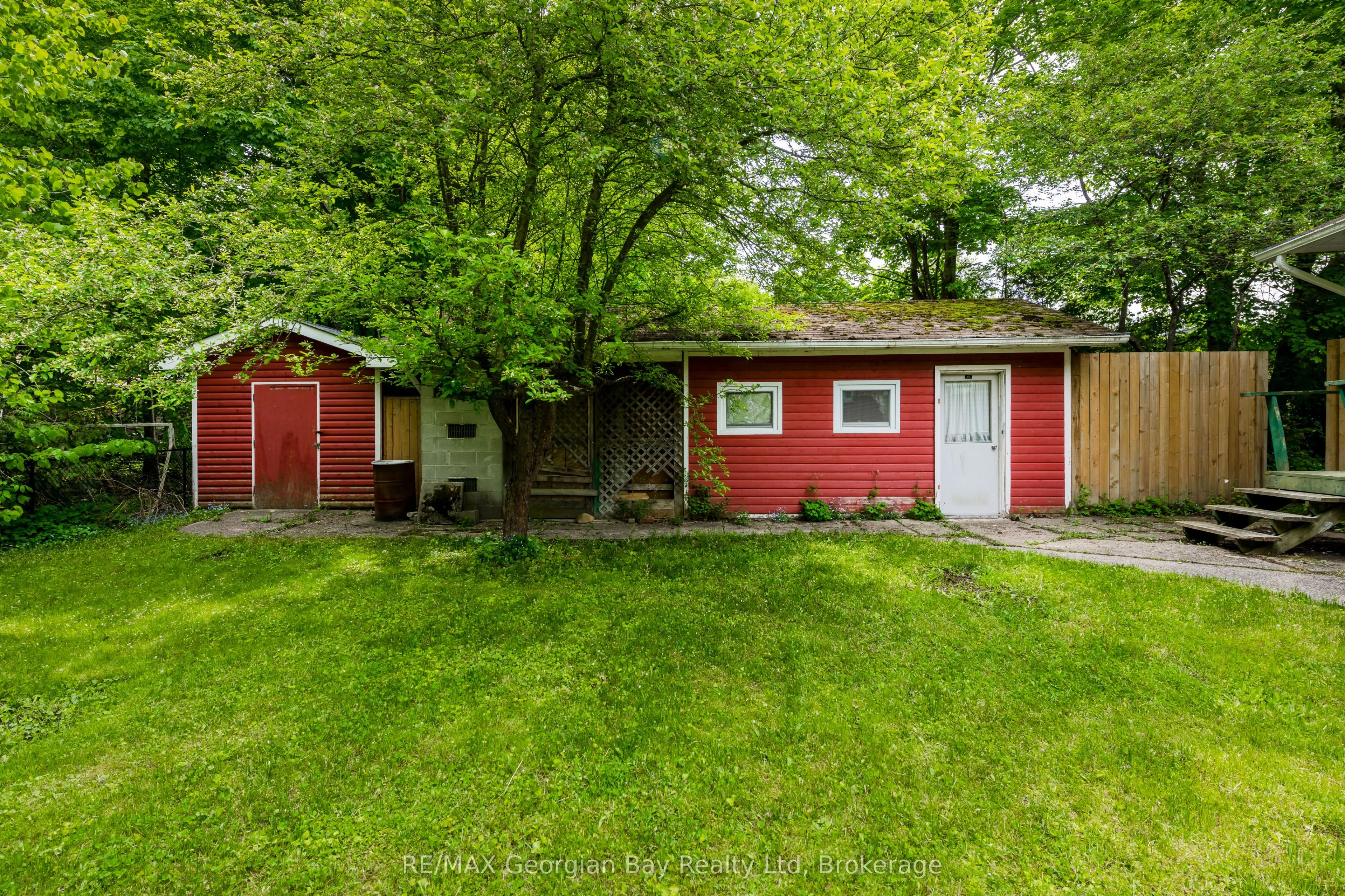 23 Duquette Court