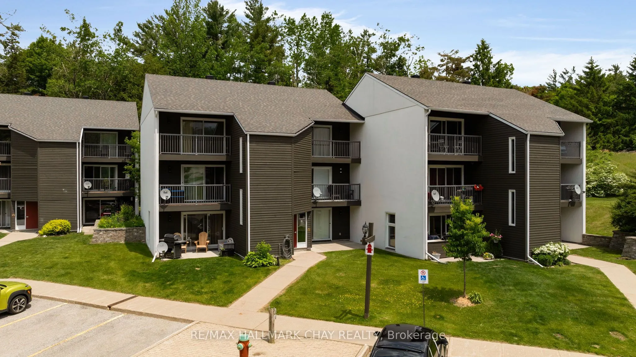 1102 Horseshoe Valley Road W, #216